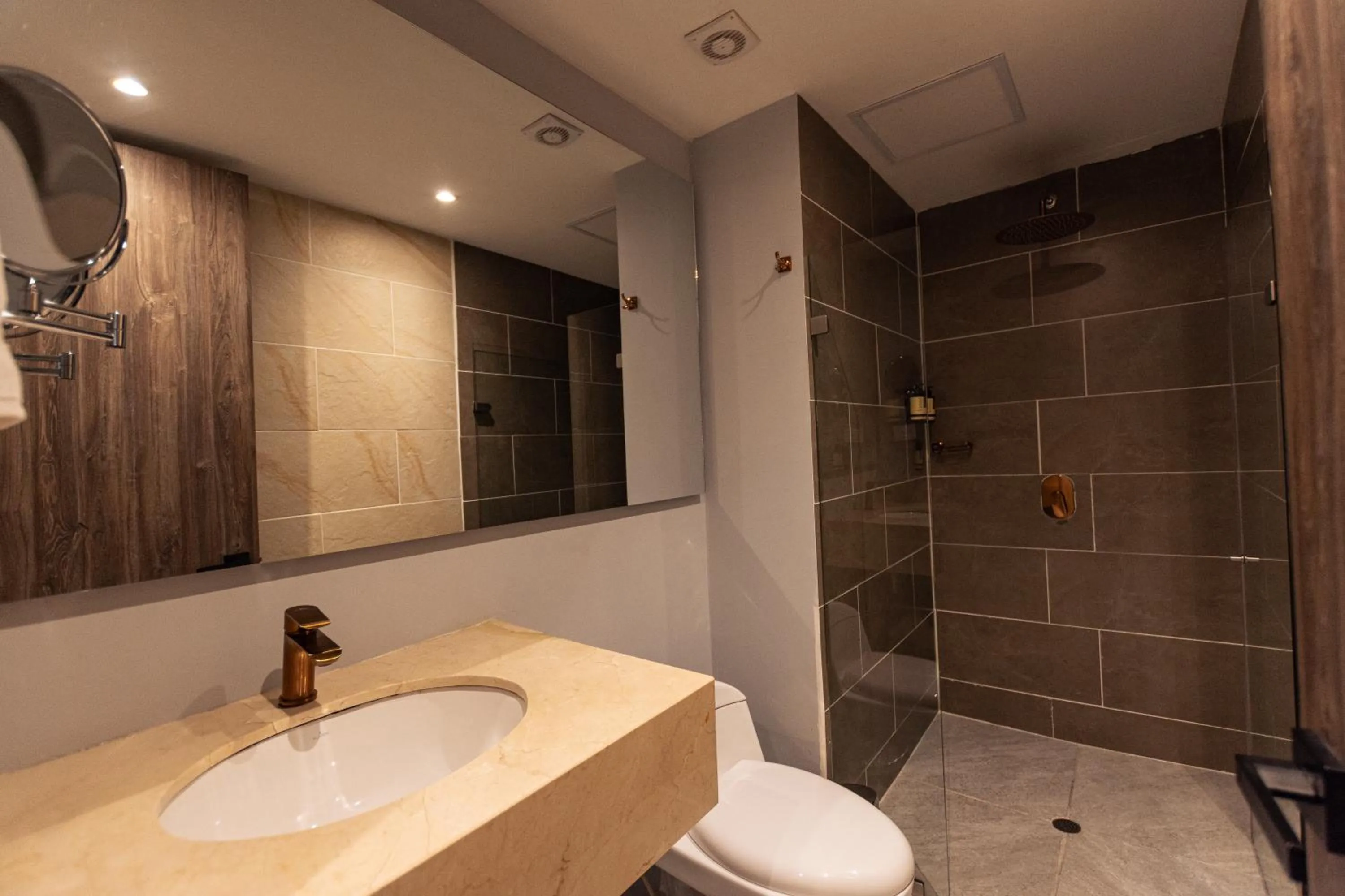 Property building in Zi One Luxury Hotel