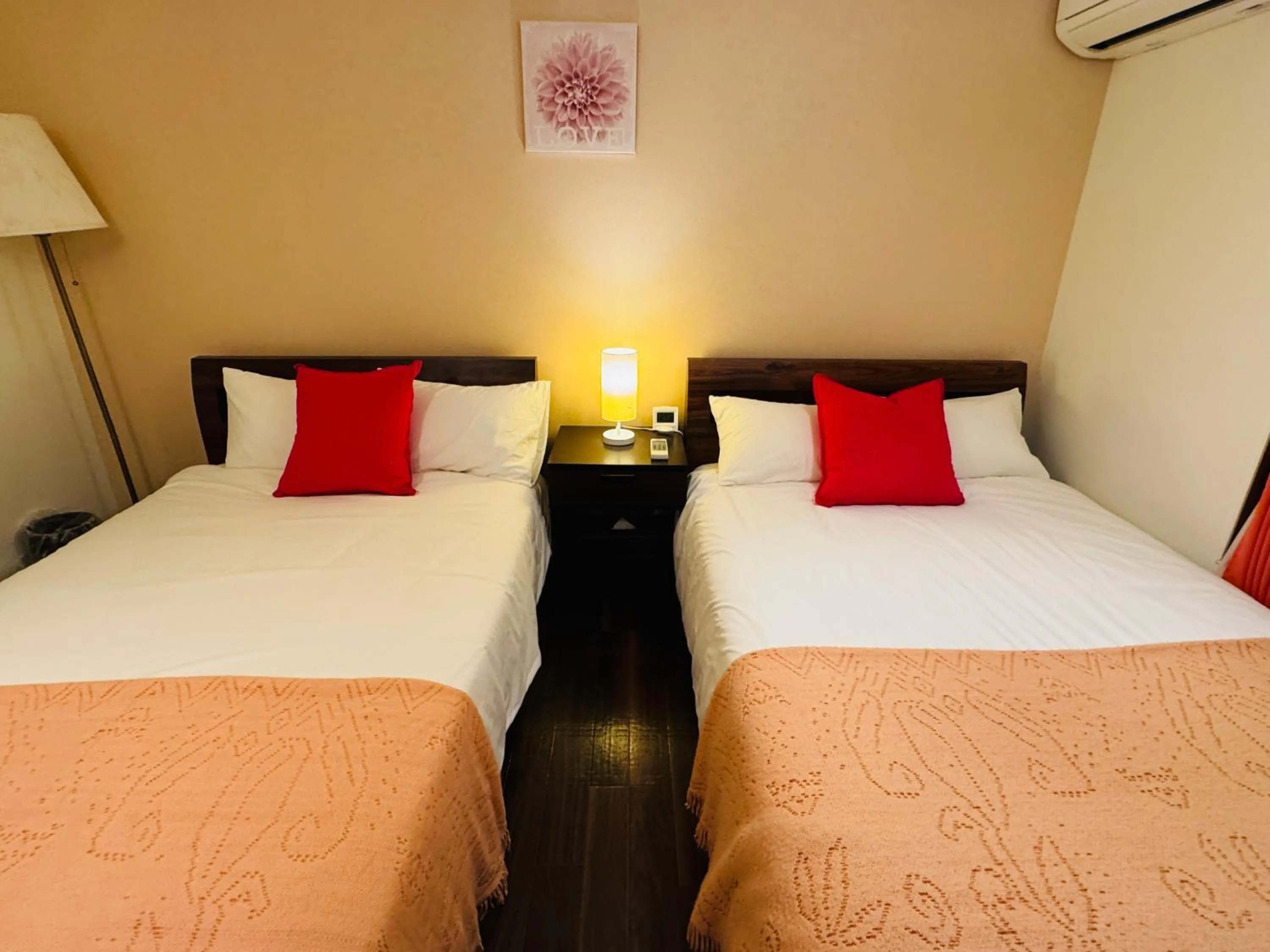 Bedroom, Bed in miel Hanazono -vacation rental-