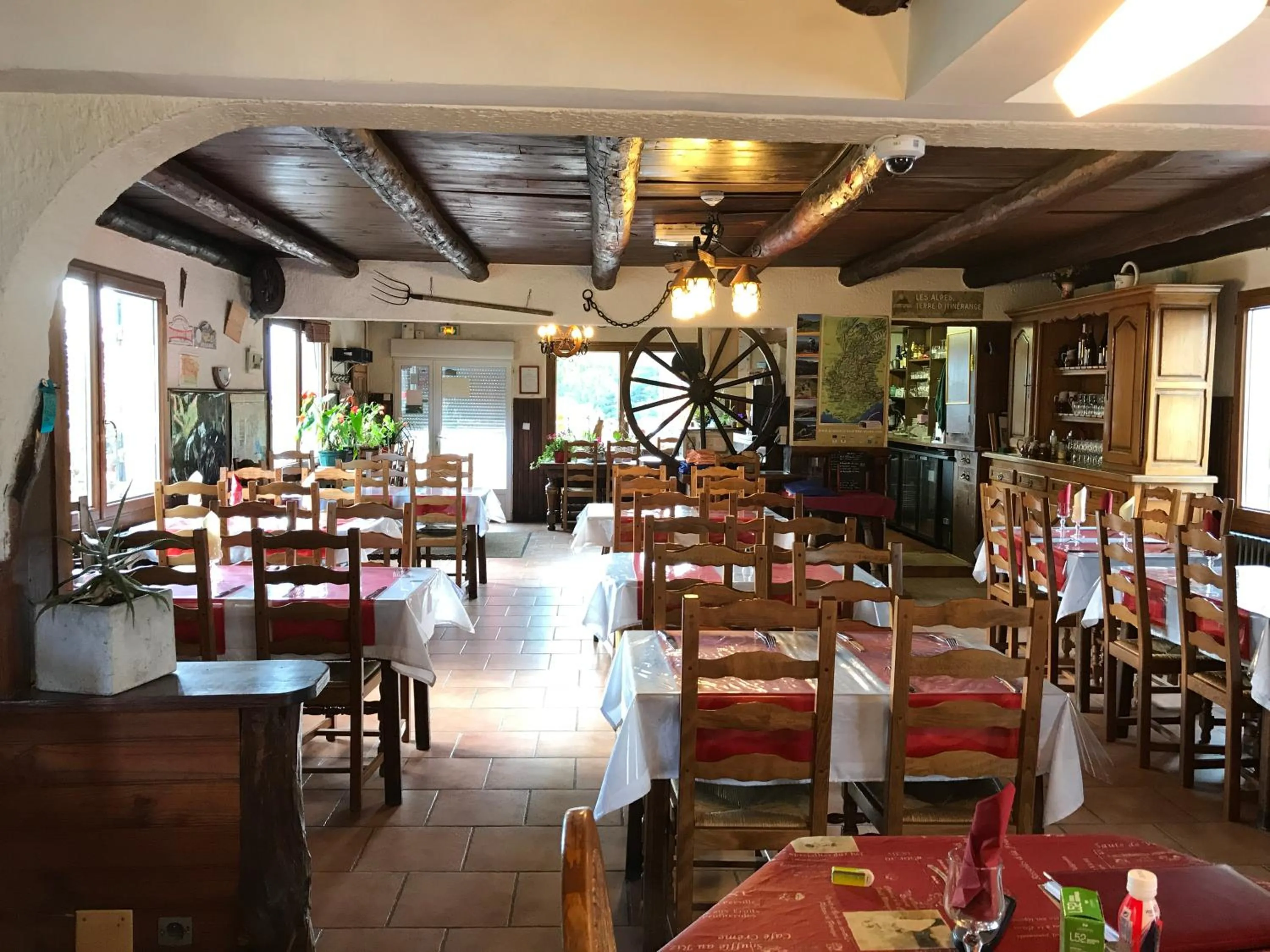 Restaurant/places to eat in Le Ranch