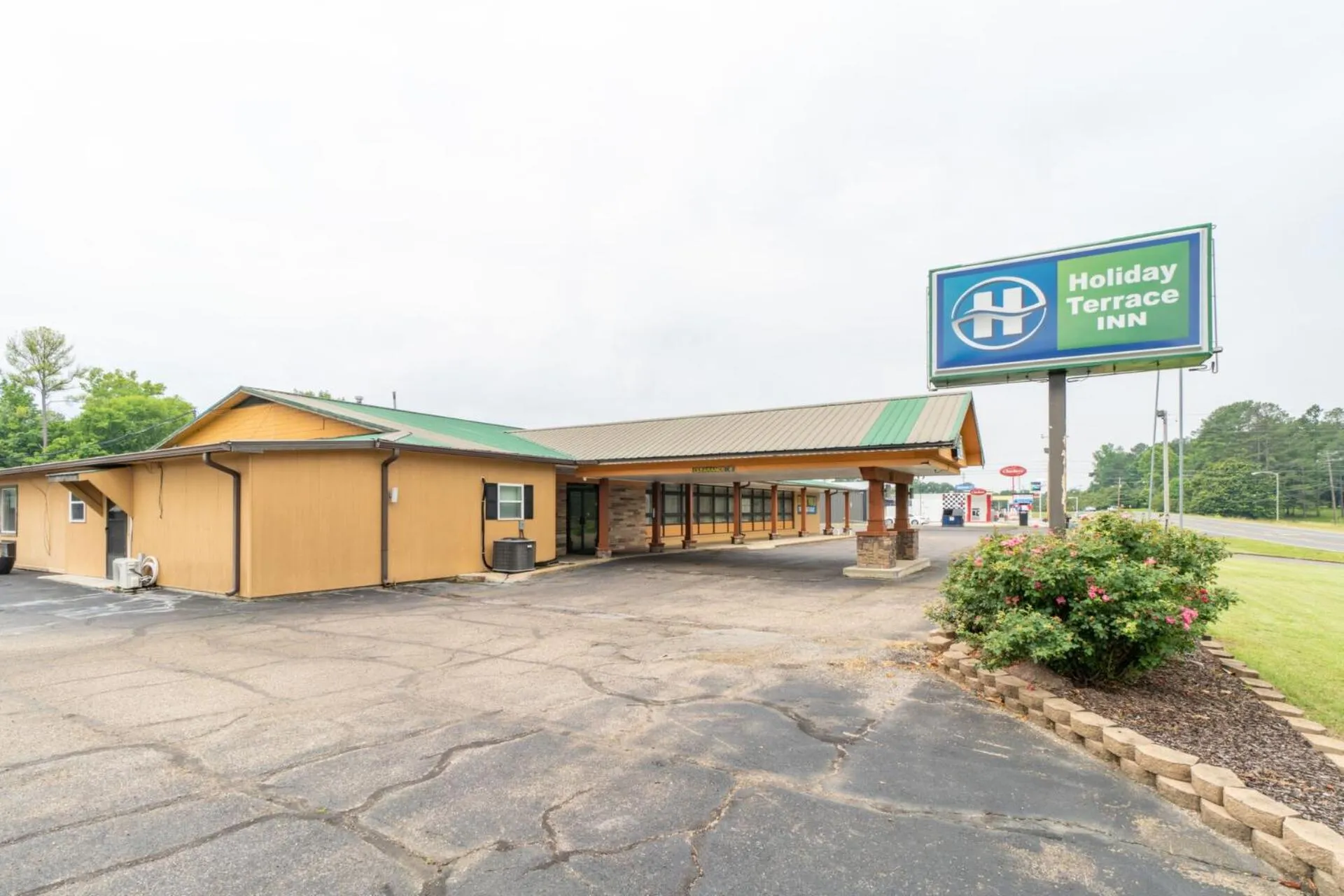 Holiday Terrace Motel