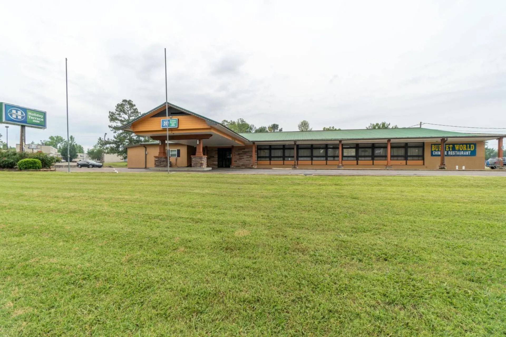 Holiday Terrace Motel