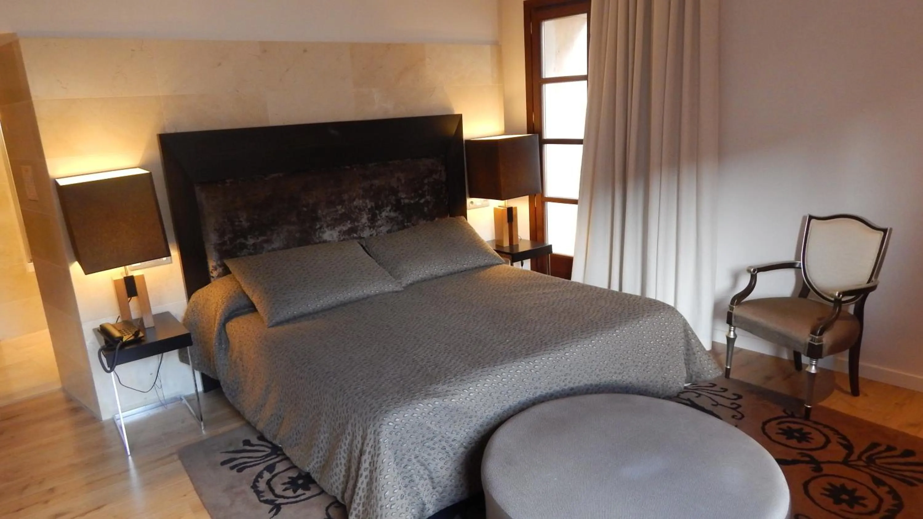 Bed in Hotel Palau dels Osset