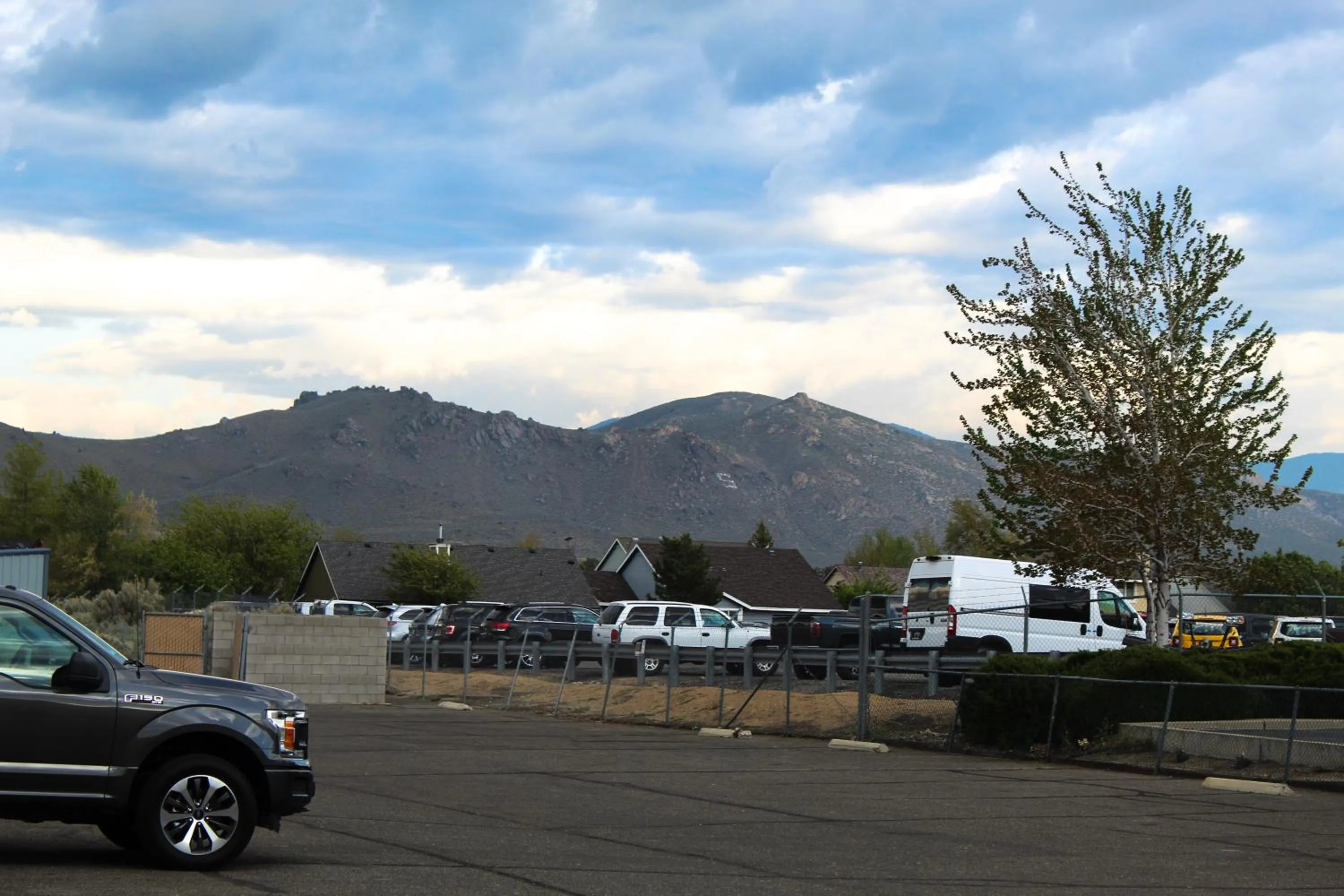 Mountain view in Super 8 by Wyndham Carson City Lake Tahoe