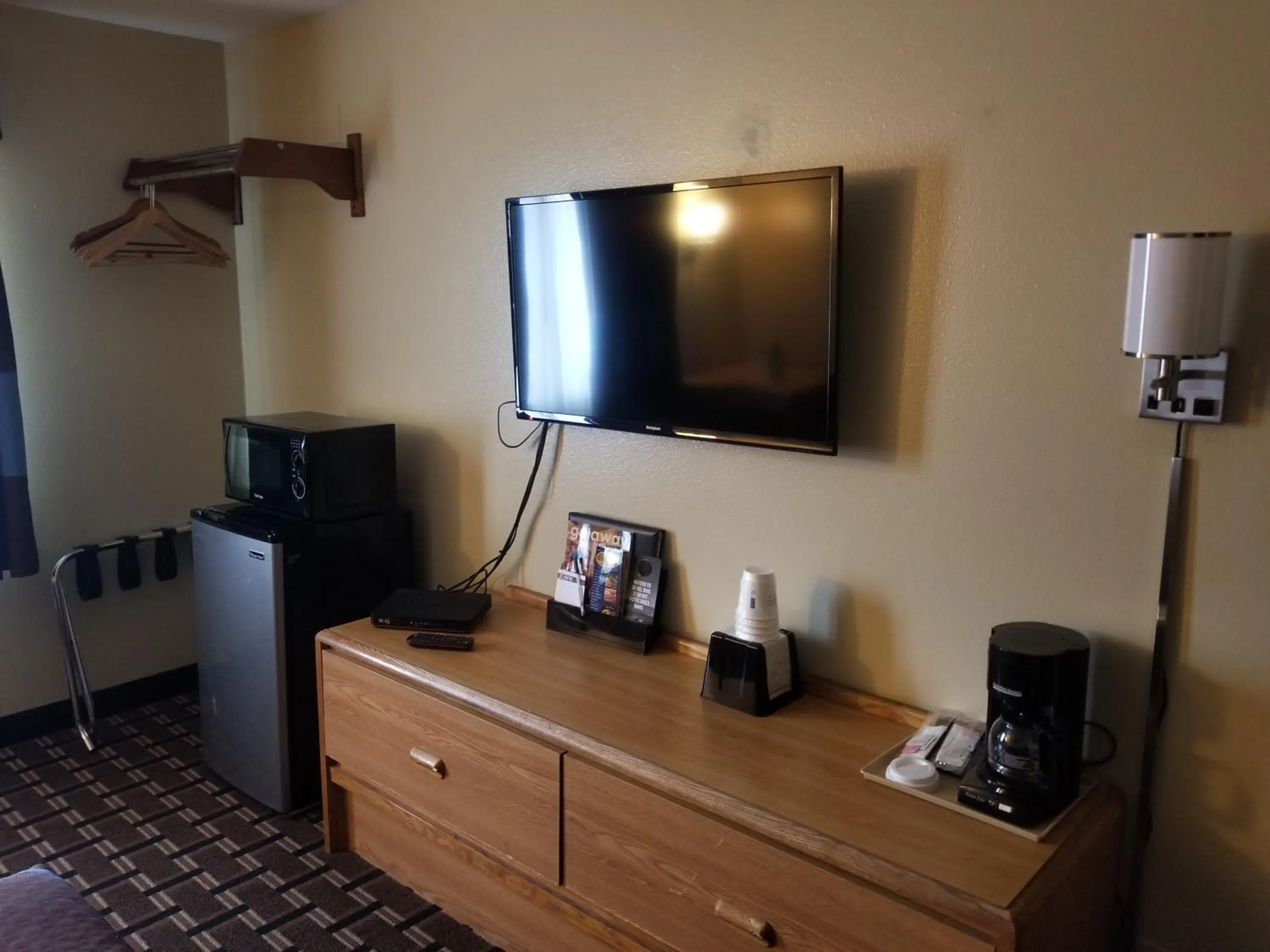 TV and multimedia in Super 8 by Wyndham Carson City Lake Tahoe