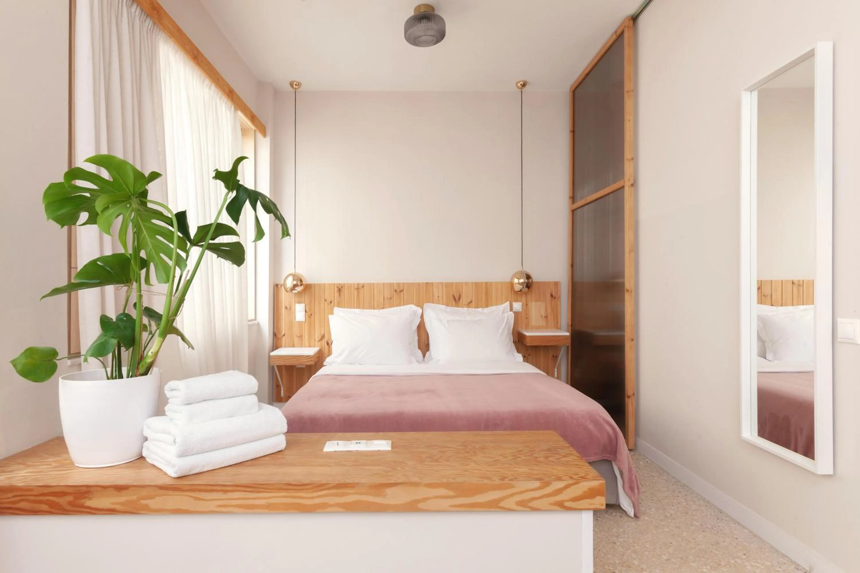 Bed in The Marble Suites, PLAKA