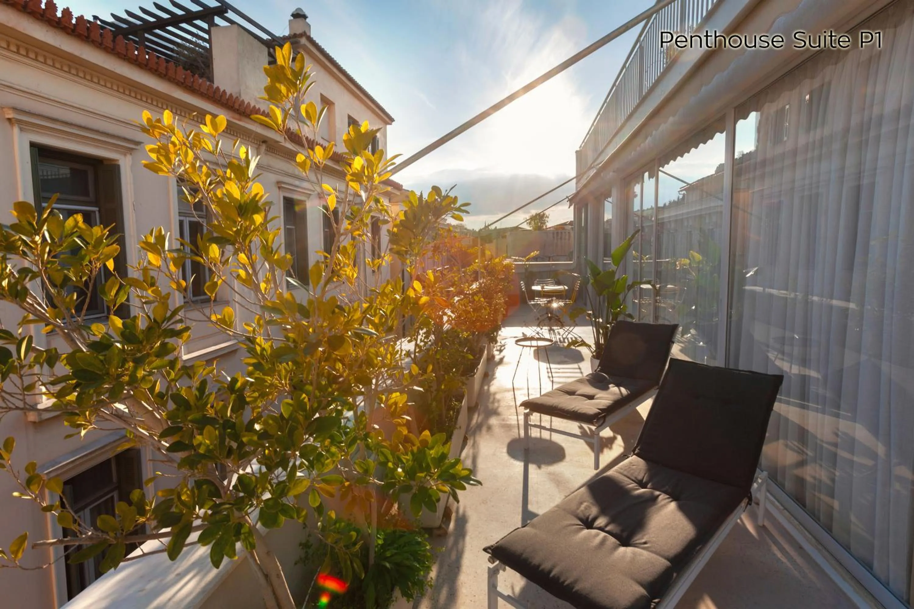 Spring in The Marble Suites, PLAKA