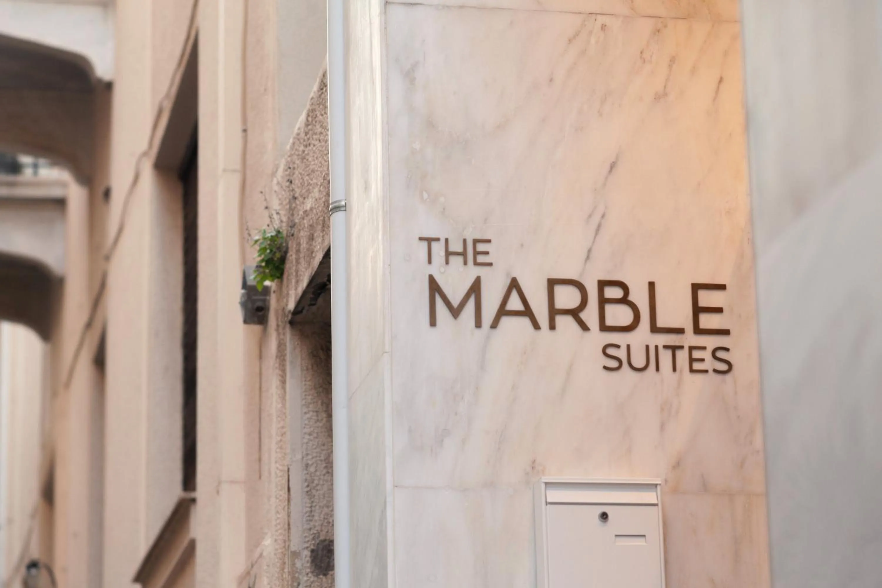 Facade/entrance in The Marble Suites, PLAKA