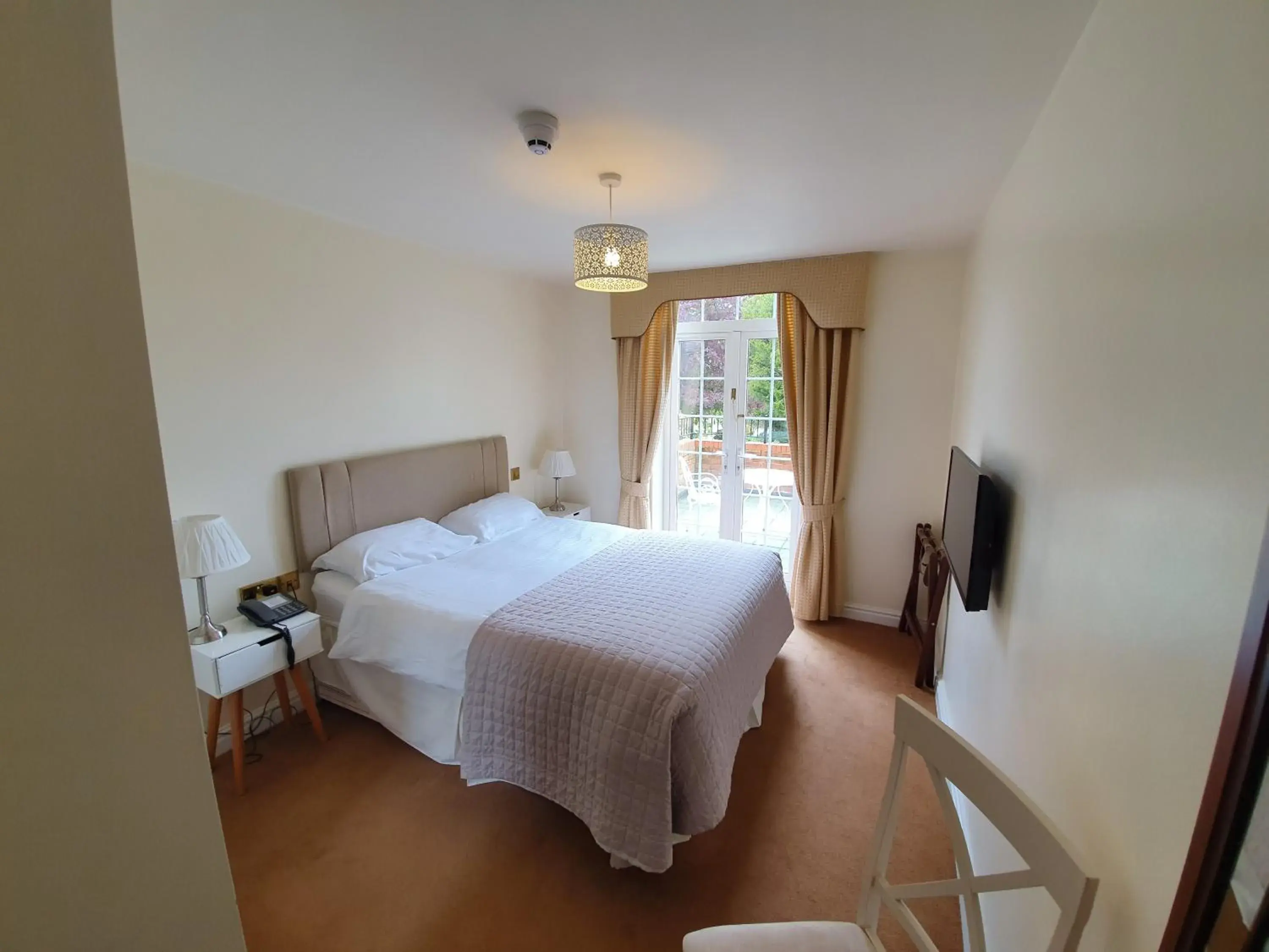 Photo of the whole room, Bed in The Upper House Photo of the whole room, Bed in The Upper House