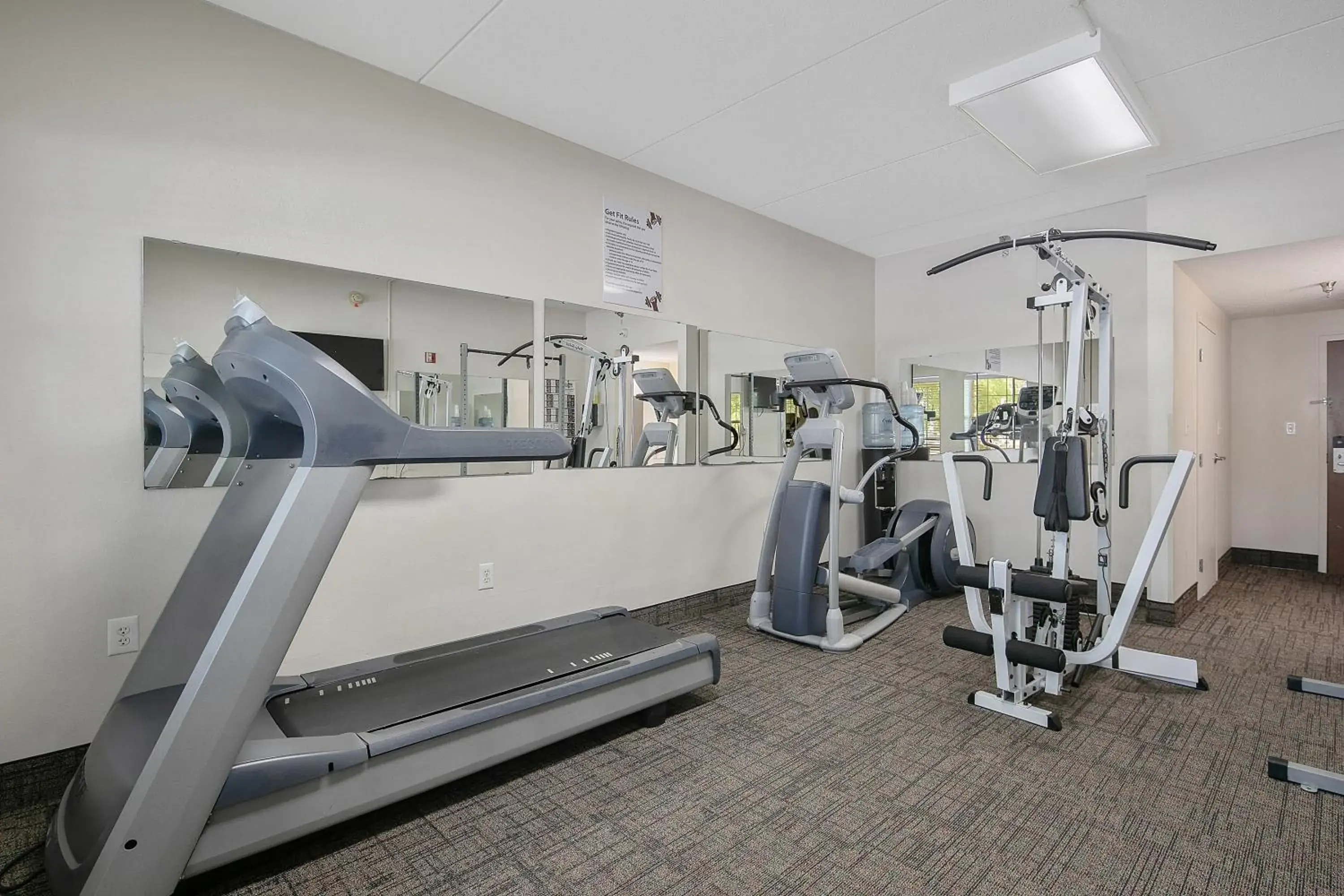 Fitness centre/facilities in The Landmark Inn Fitness centre/facilities in The Landmark Inn