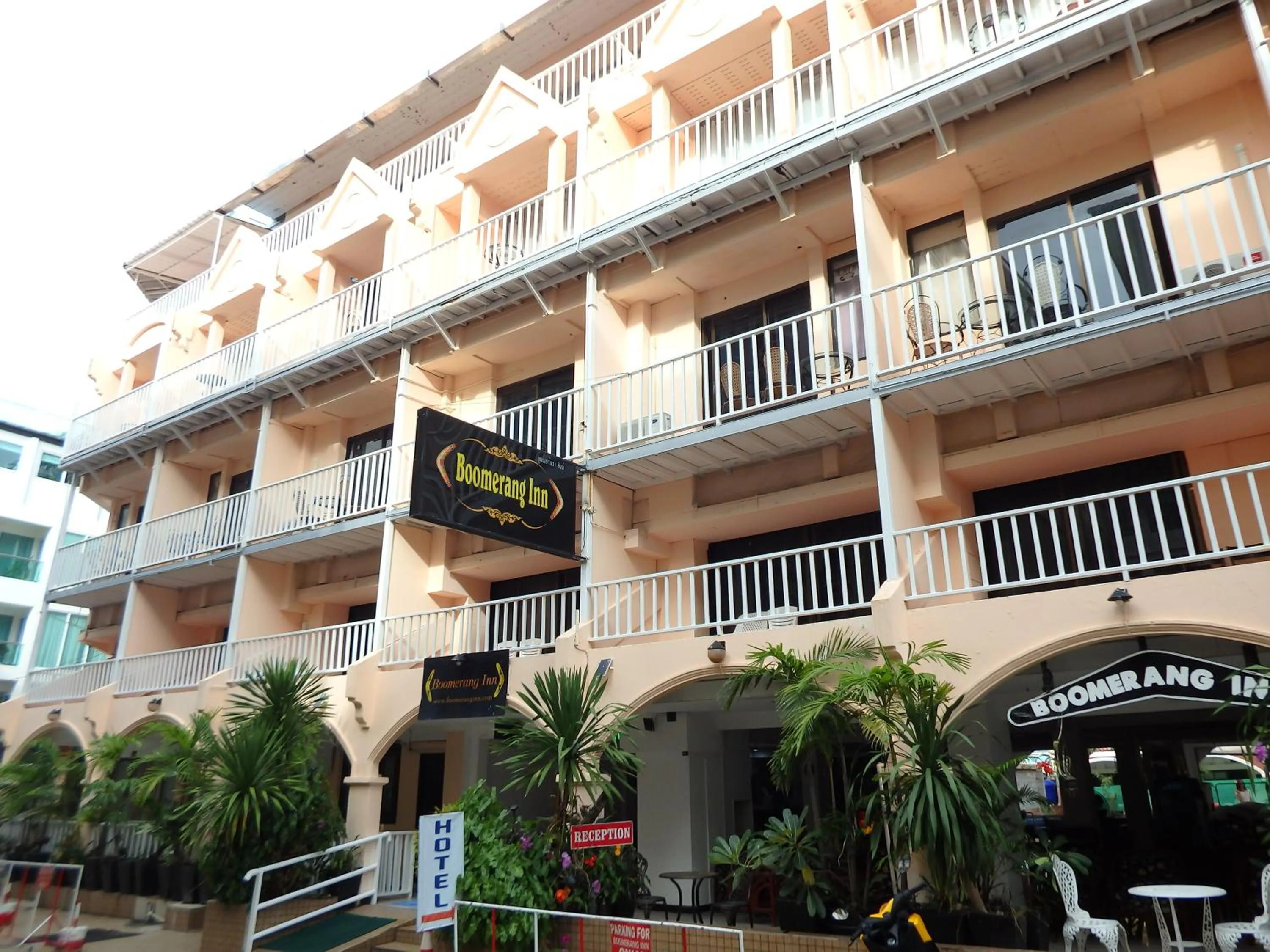 Property building in Boomerang Inn