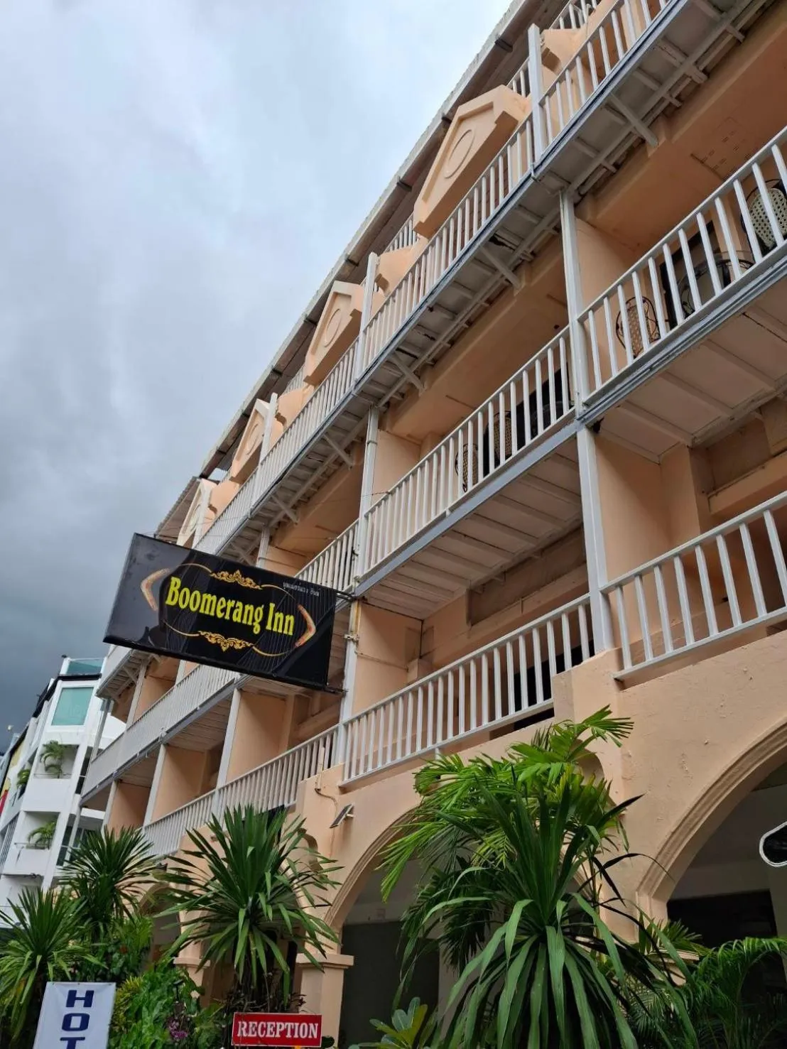 Property building in Boomerang Inn