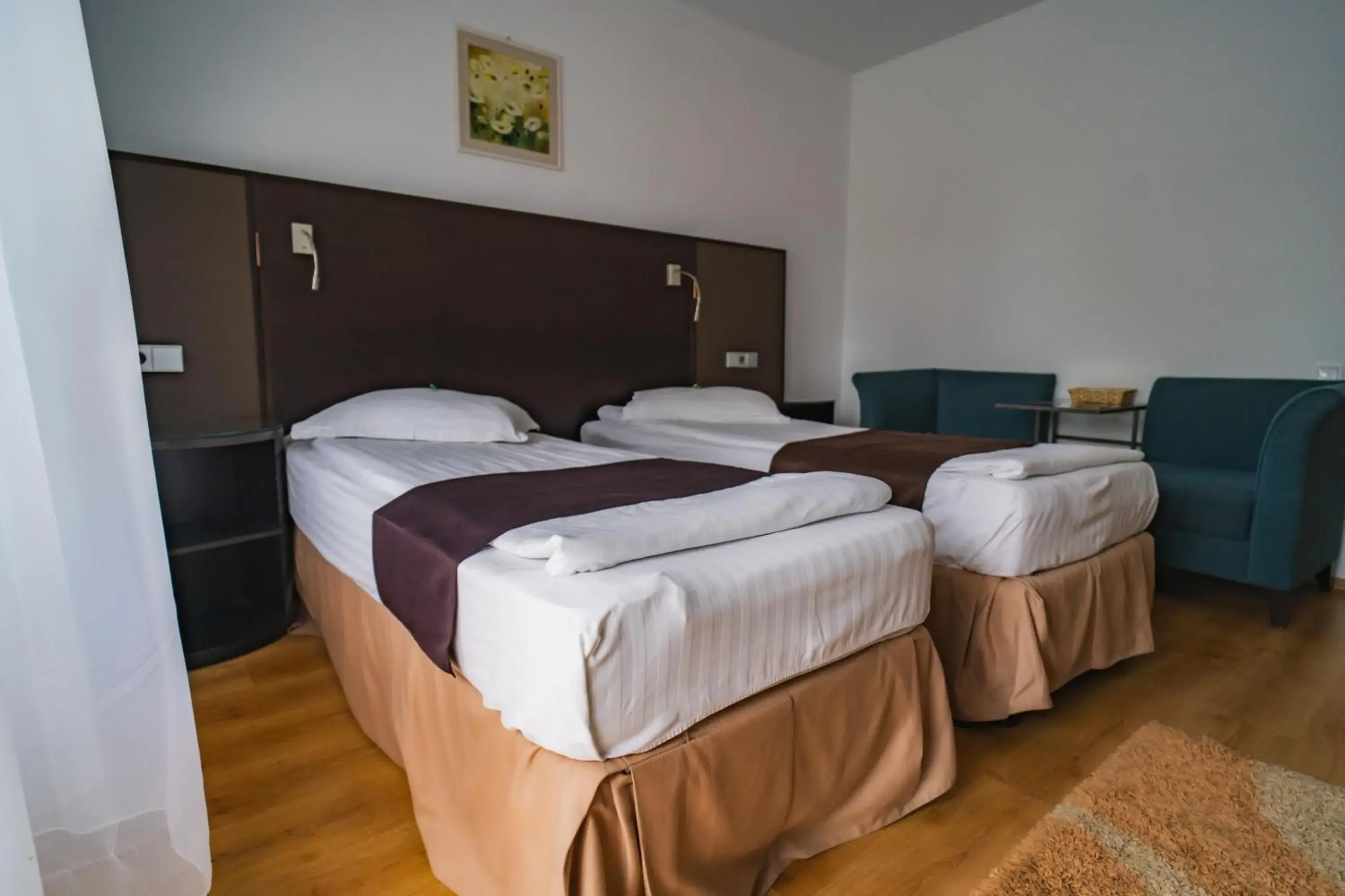 Twin Room with Spa Access and Balcony - single occupancy in Hotel Dobsi Twin Room with Spa Access and Balcony - single occupancy in Hotel Dobsi