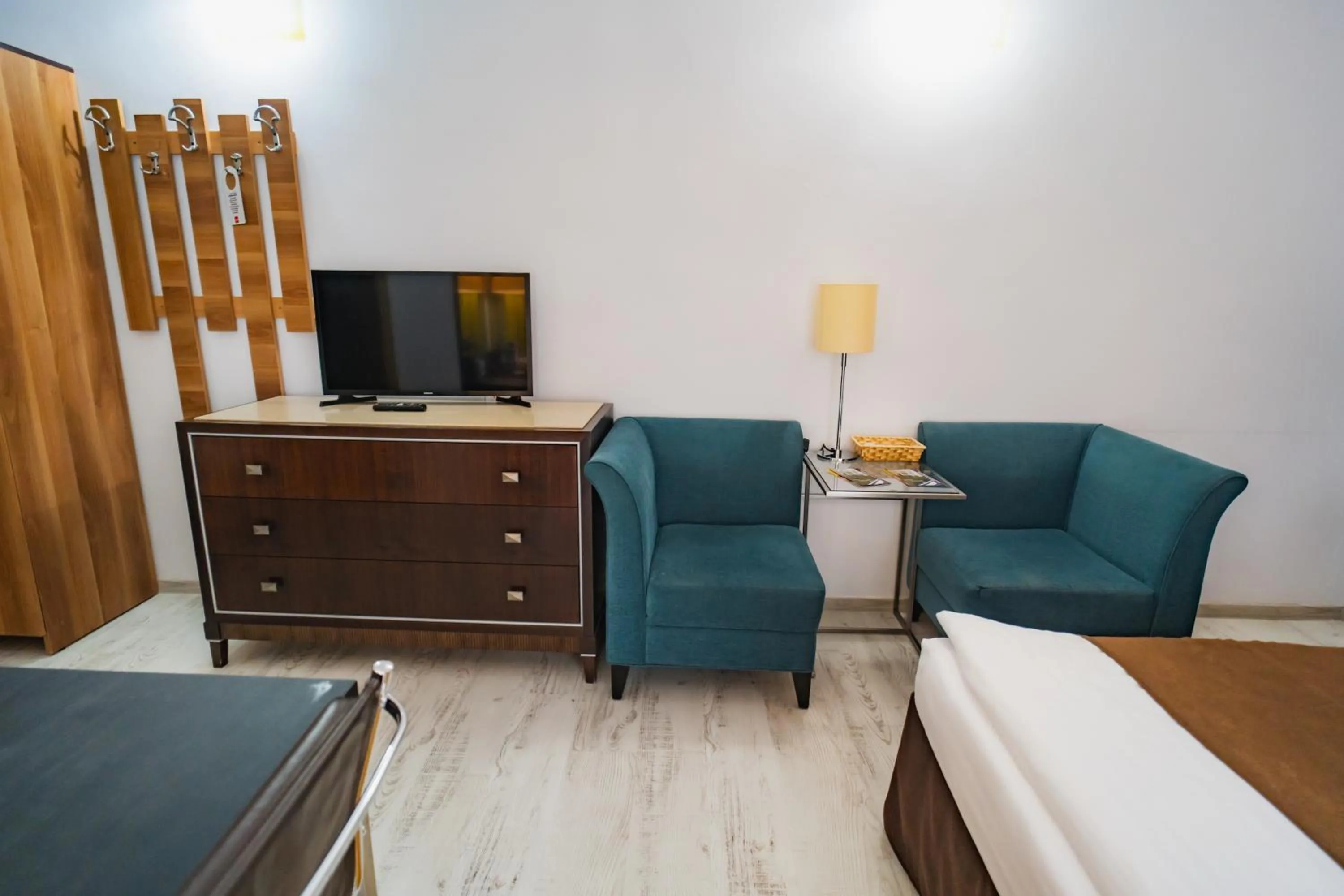 Seating area in Hotel Dobsi