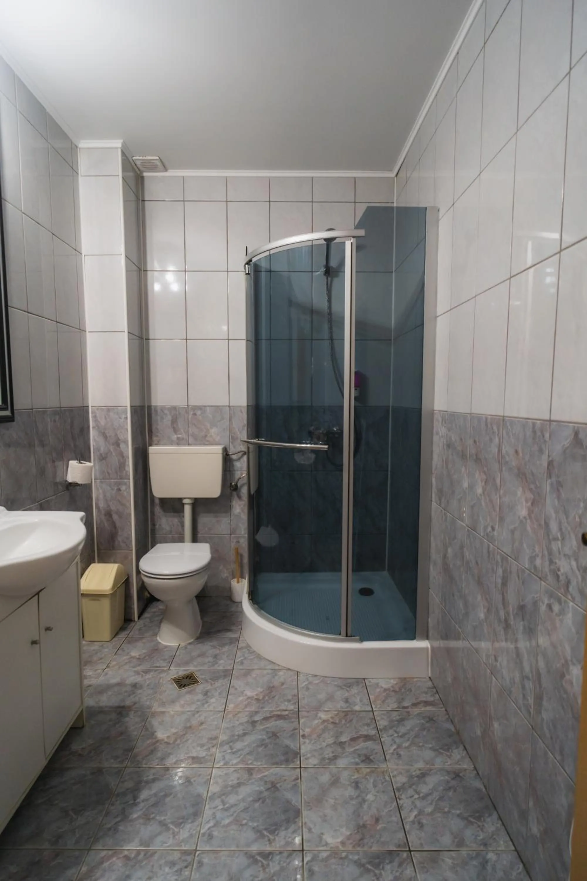 Bathroom in Hotel Dobsi