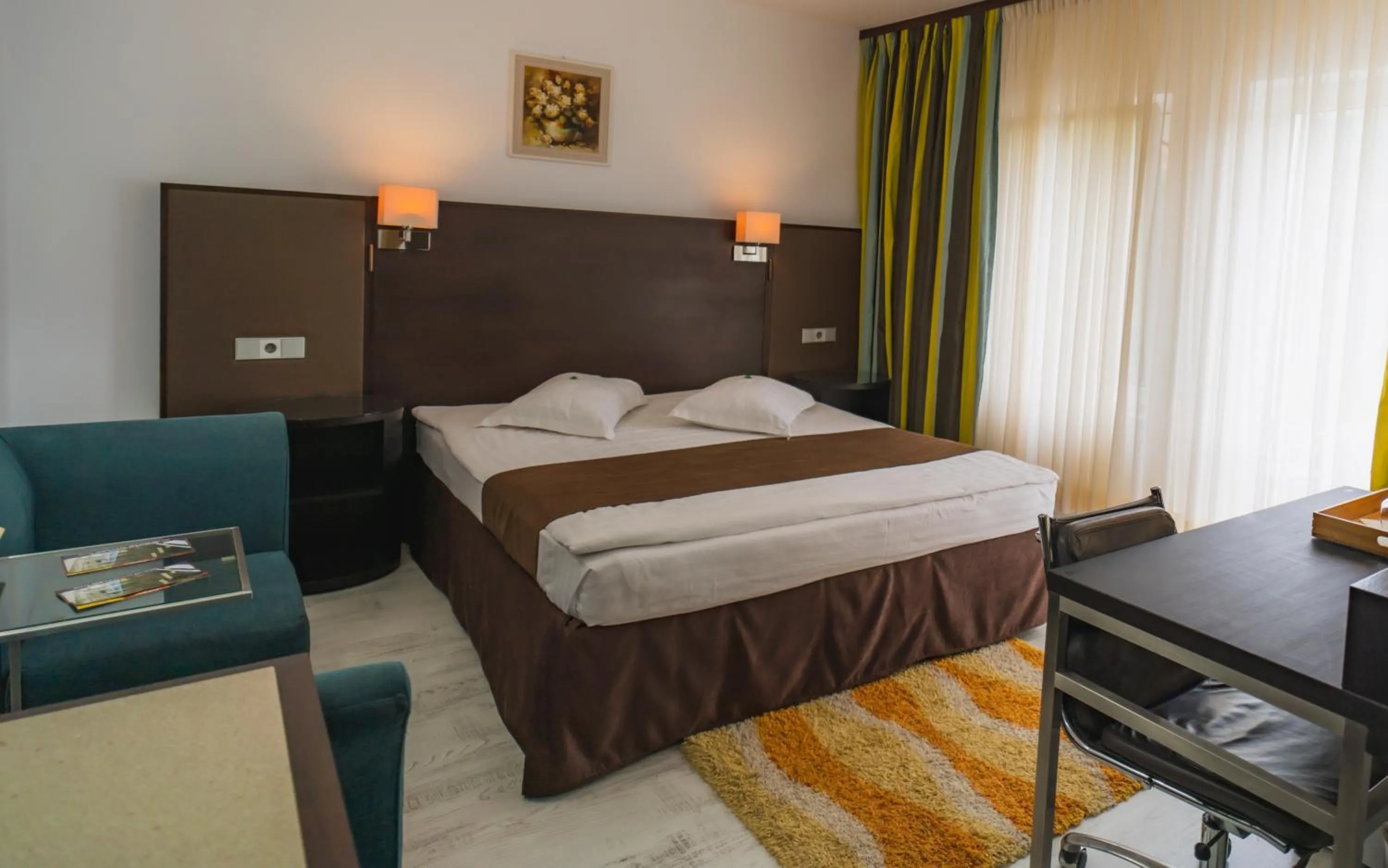 Bedroom, Bed in Hotel Dobsi