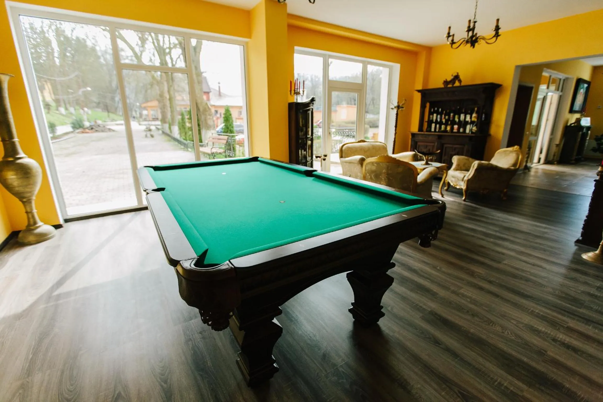 Billiard in Hotel Dobsi