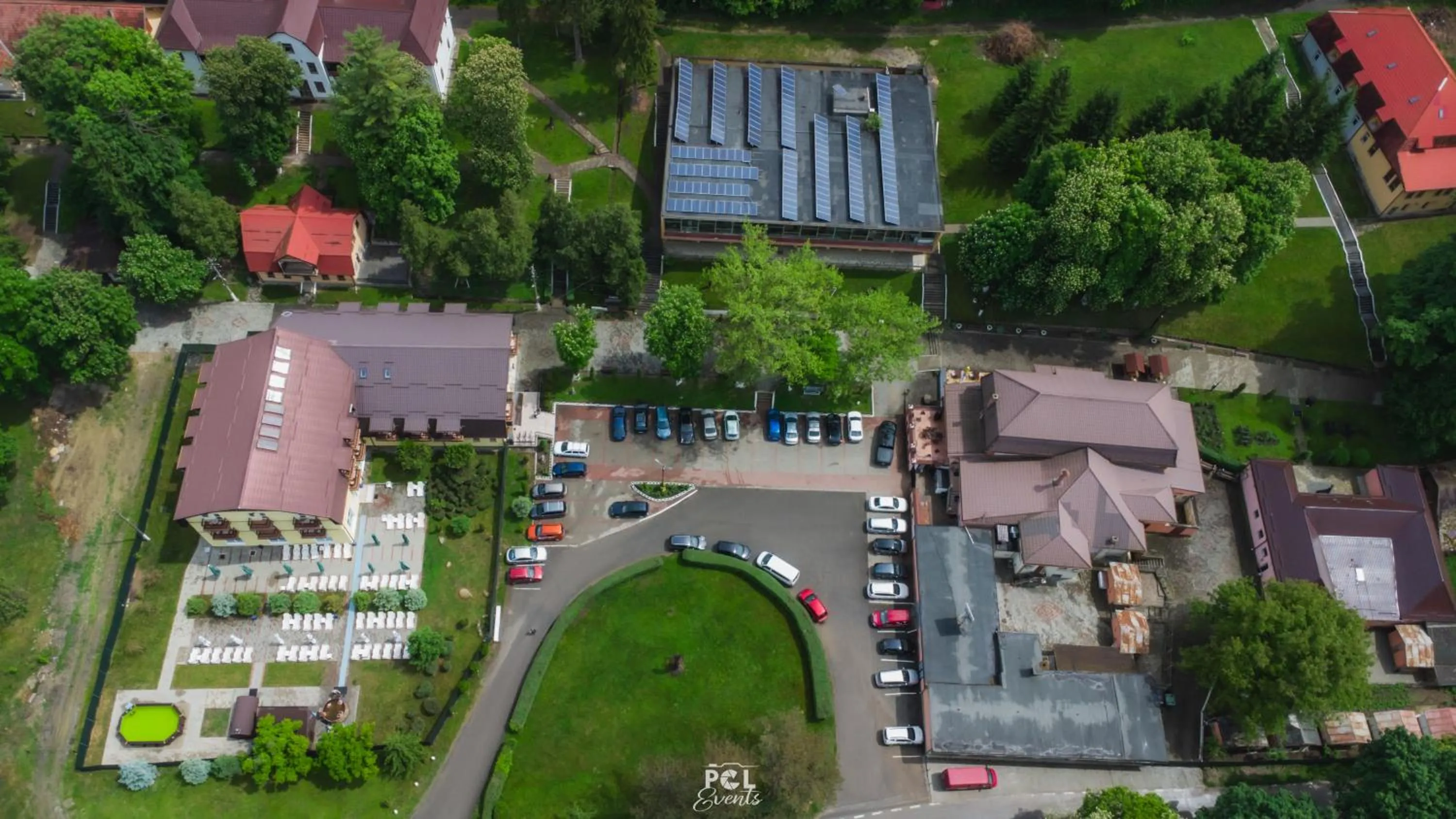 Property building in Hotel Dobsi