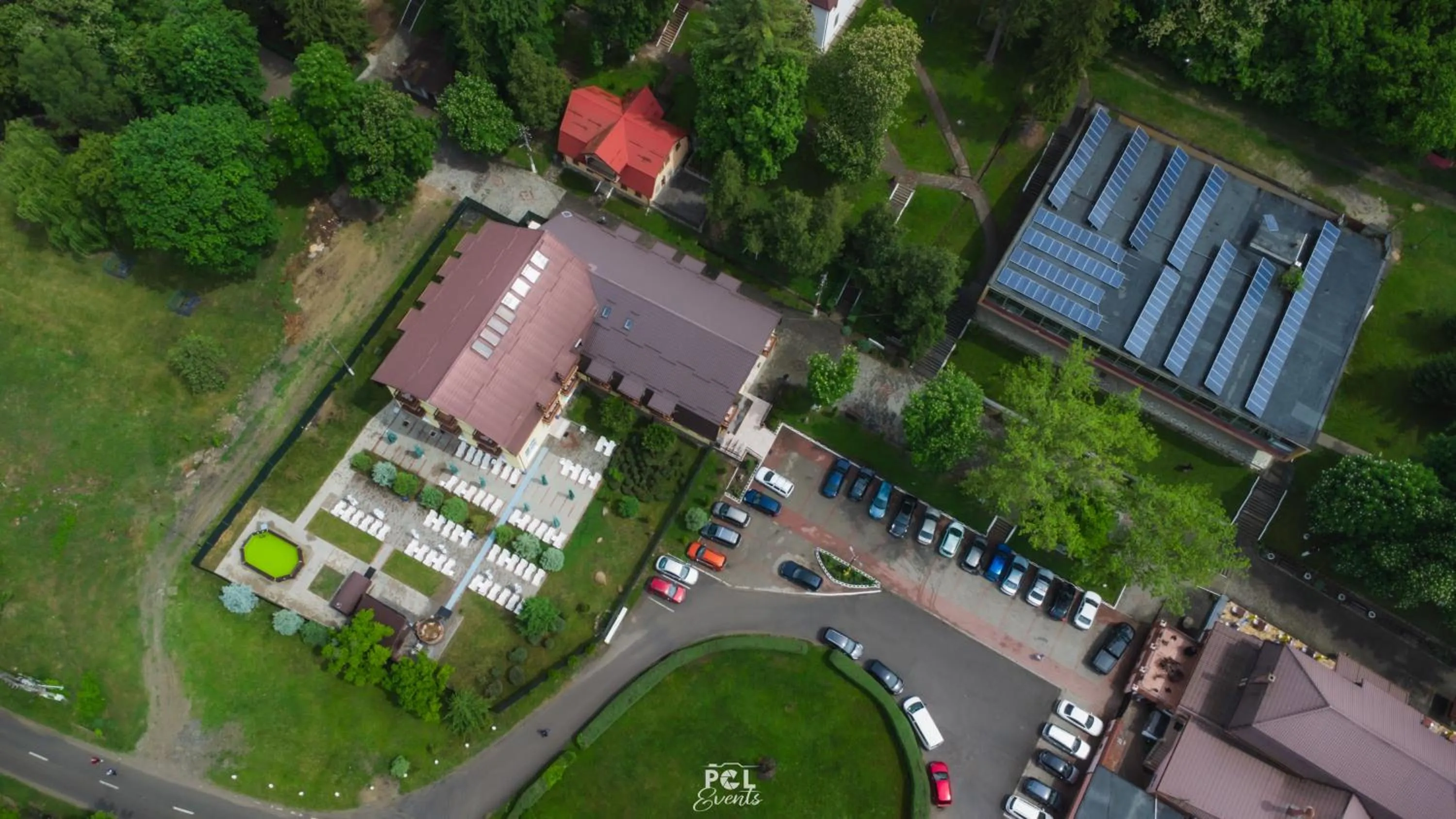 Property building in Hotel Dobsi