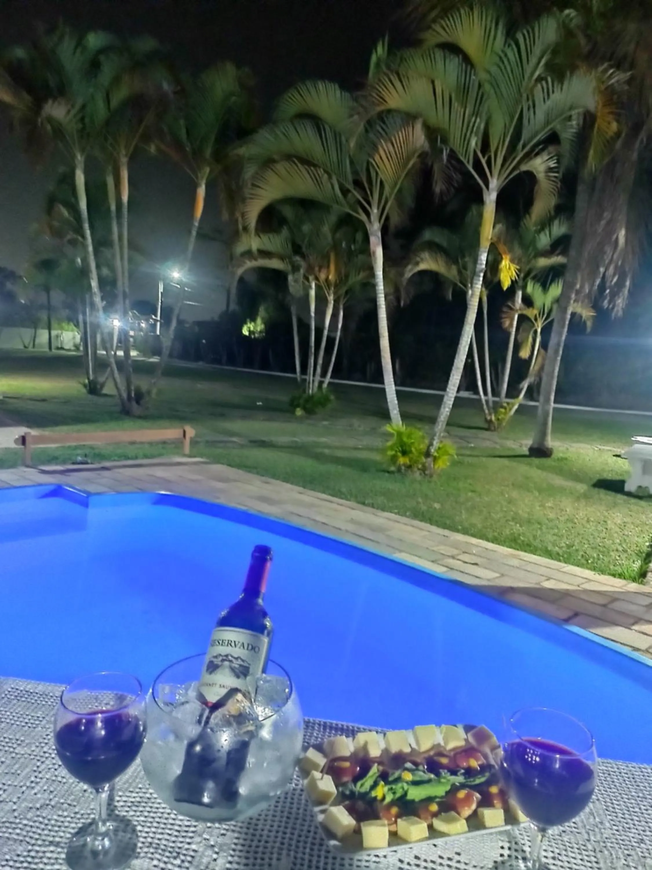 Swimming pool in Pousada Tapera