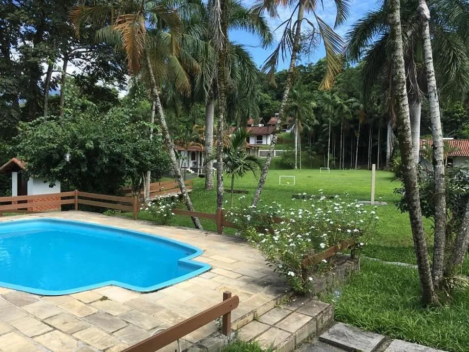 Swimming pool in Pousada Tapera