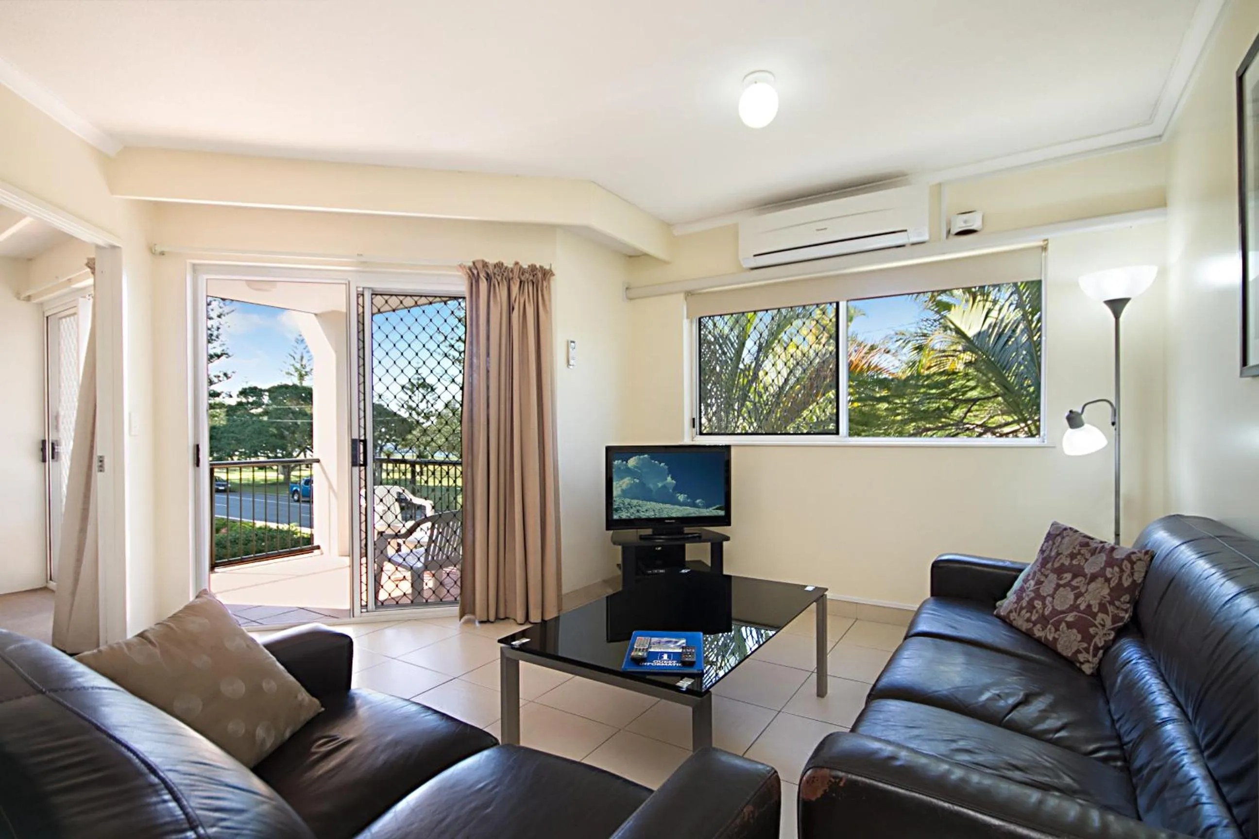 Day in Blue Waters Apartments