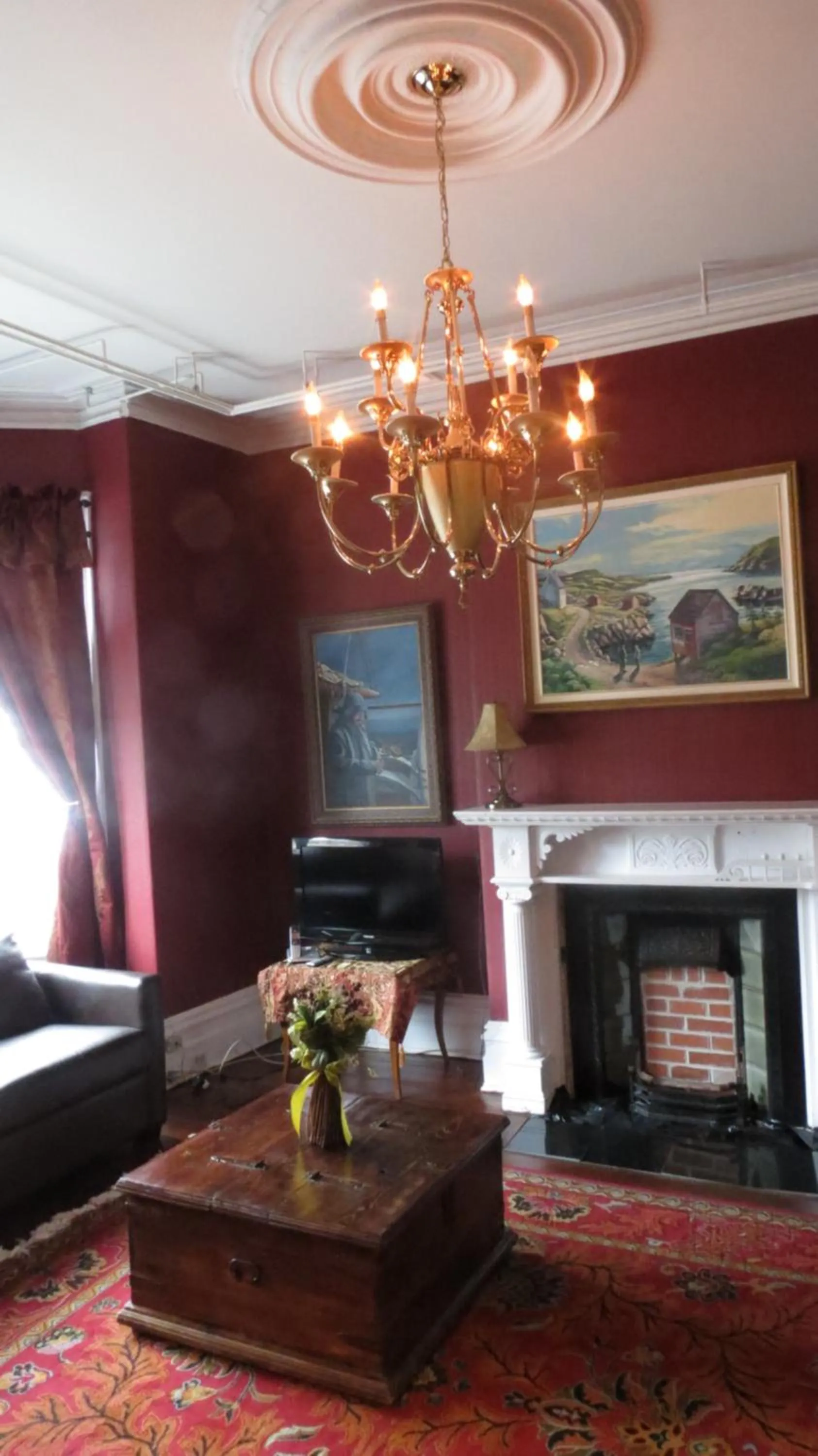 The Roses Heritage Inn