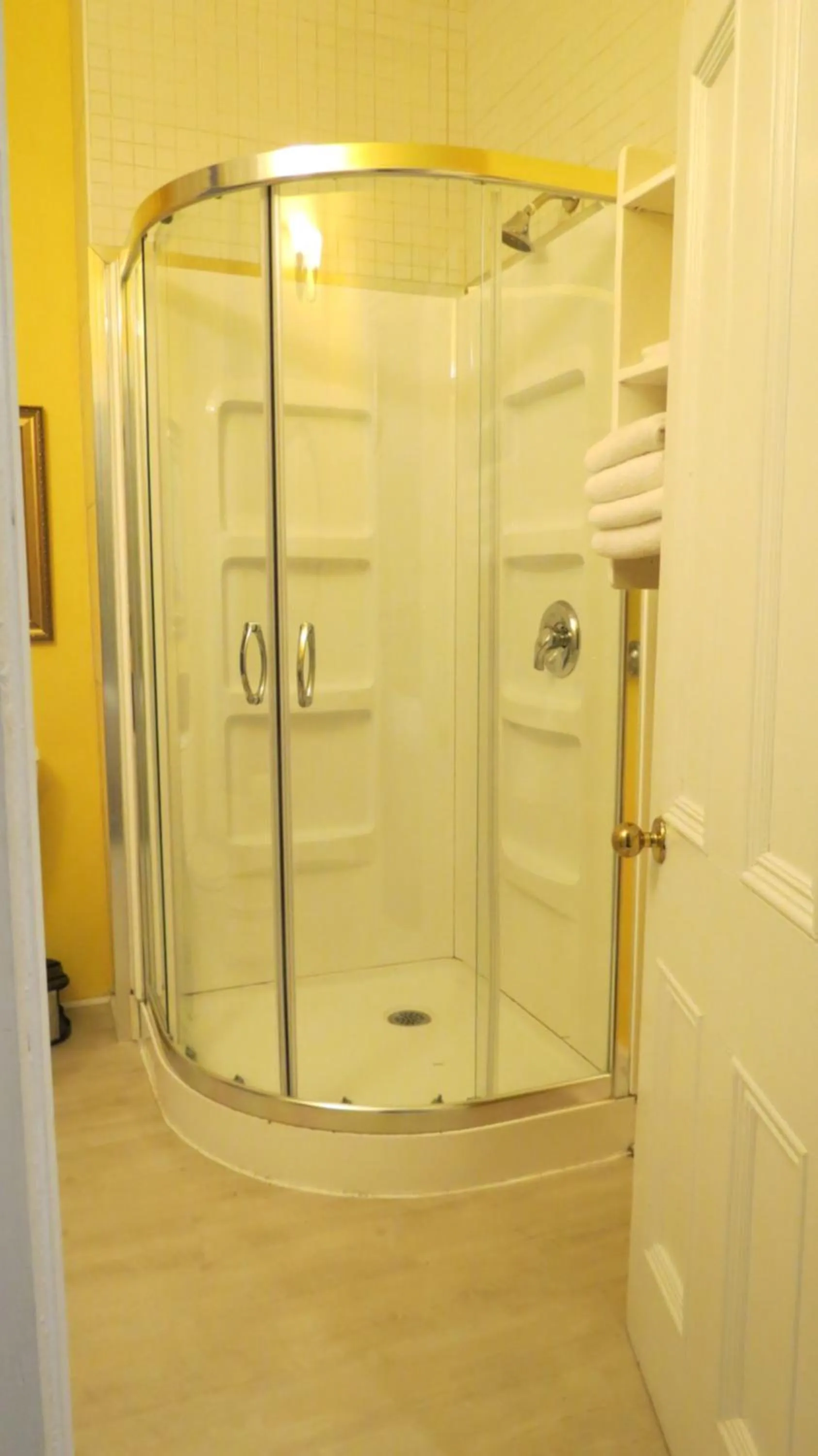 The Roses Heritage Inn