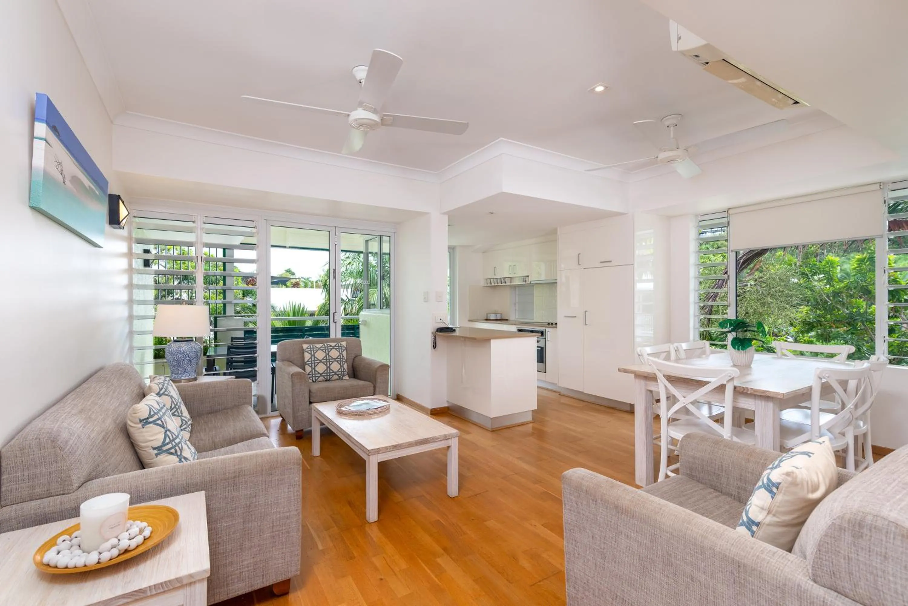 Kitchen or kitchenette in Verandahs Boutique Apartments