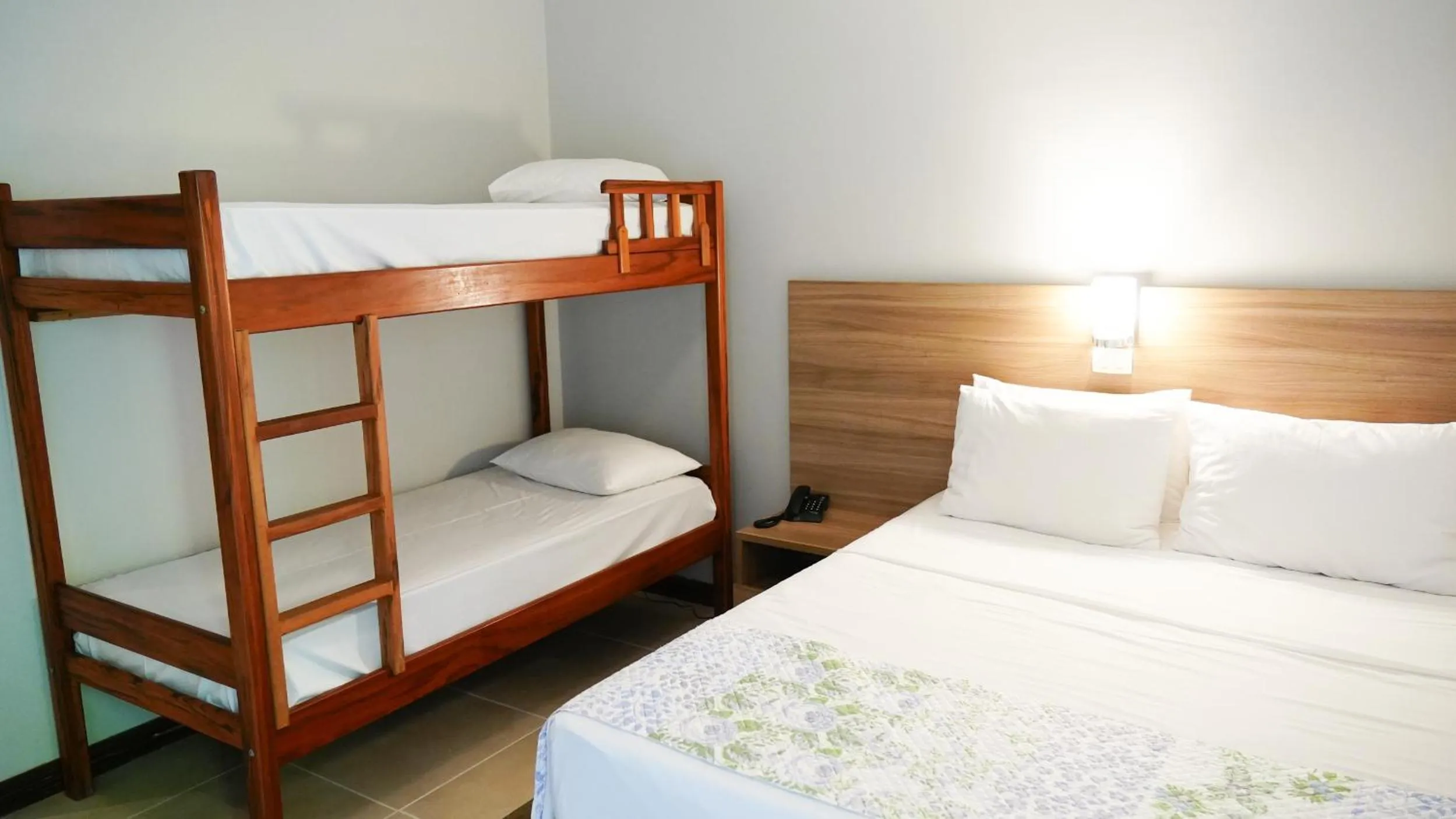 Bed in Hotel Costa Norte Massaguaçu