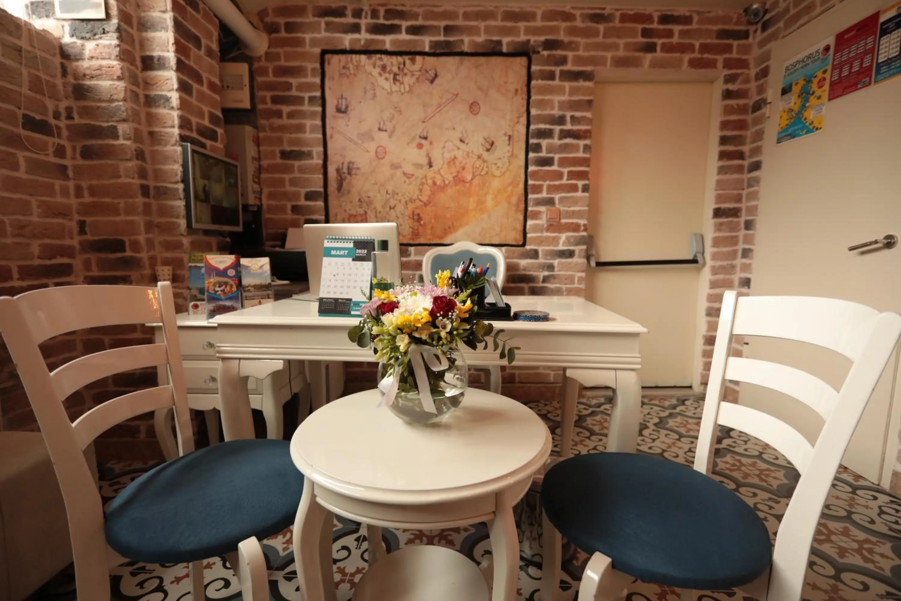 Lobby or reception in White Pearl Apart Hotel