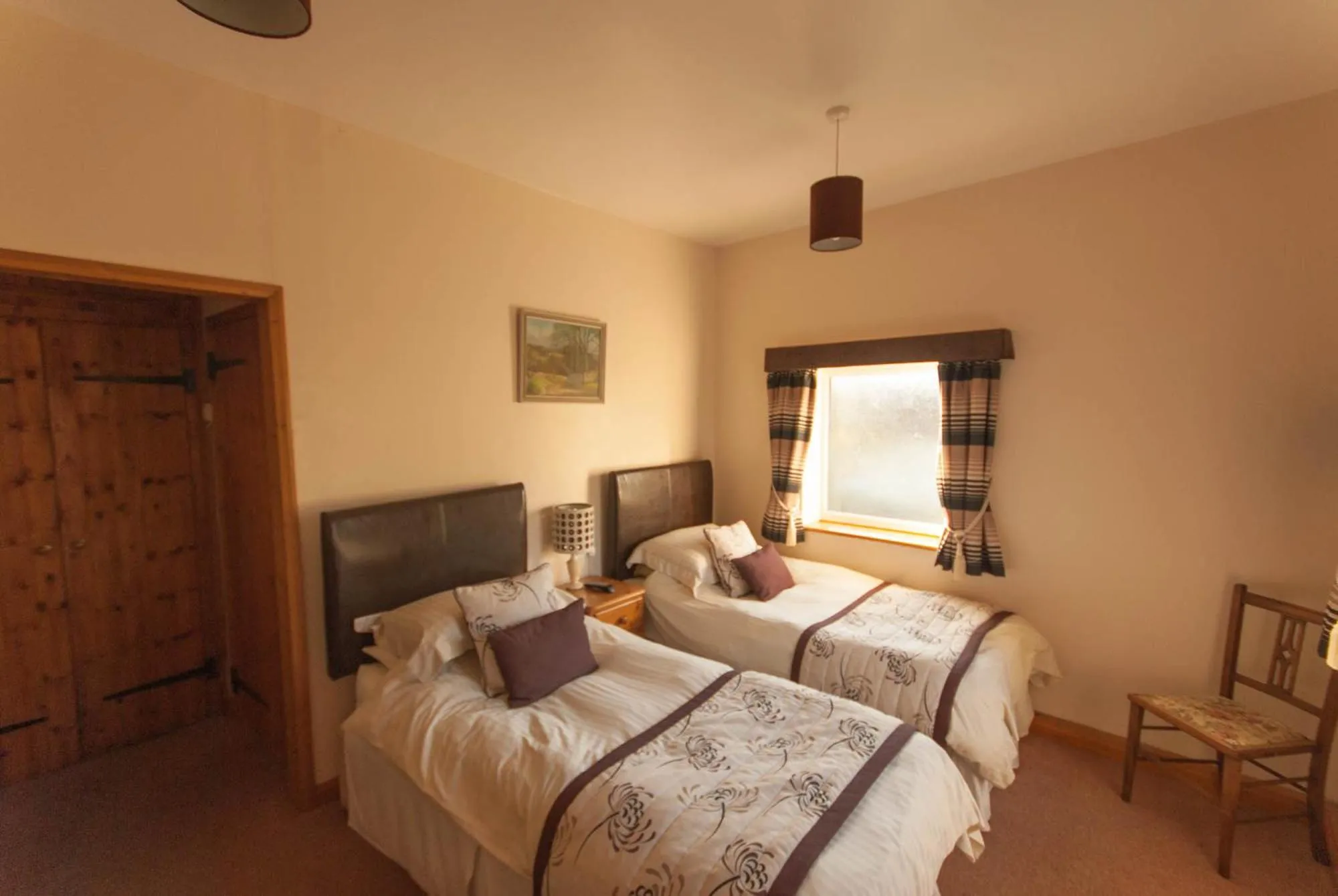 Bedroom, Bed in Greyfield Farm Cottages