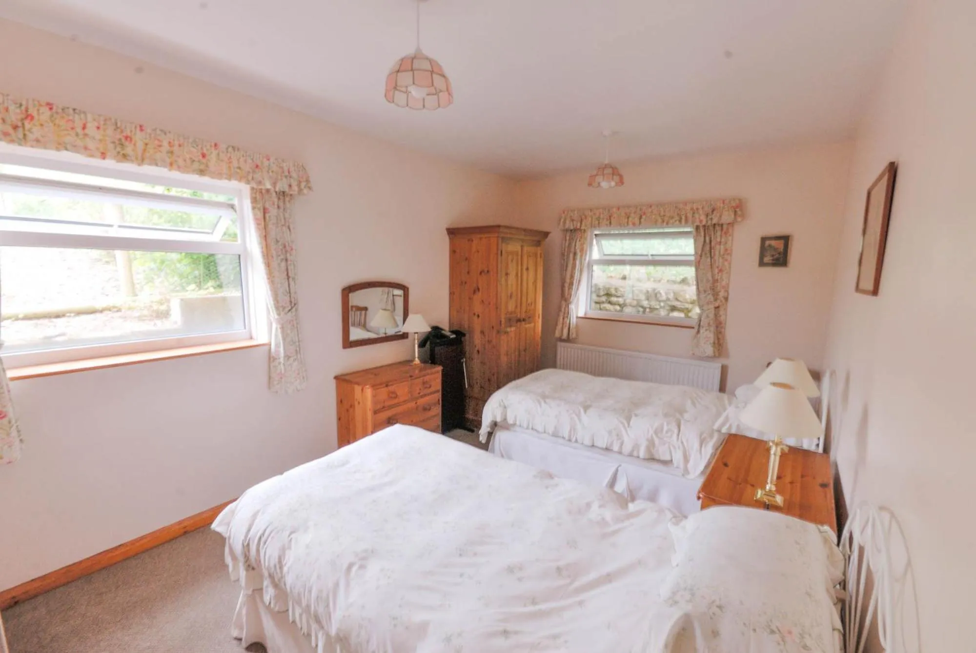 Bedroom, Bed in Greyfield Farm Cottages