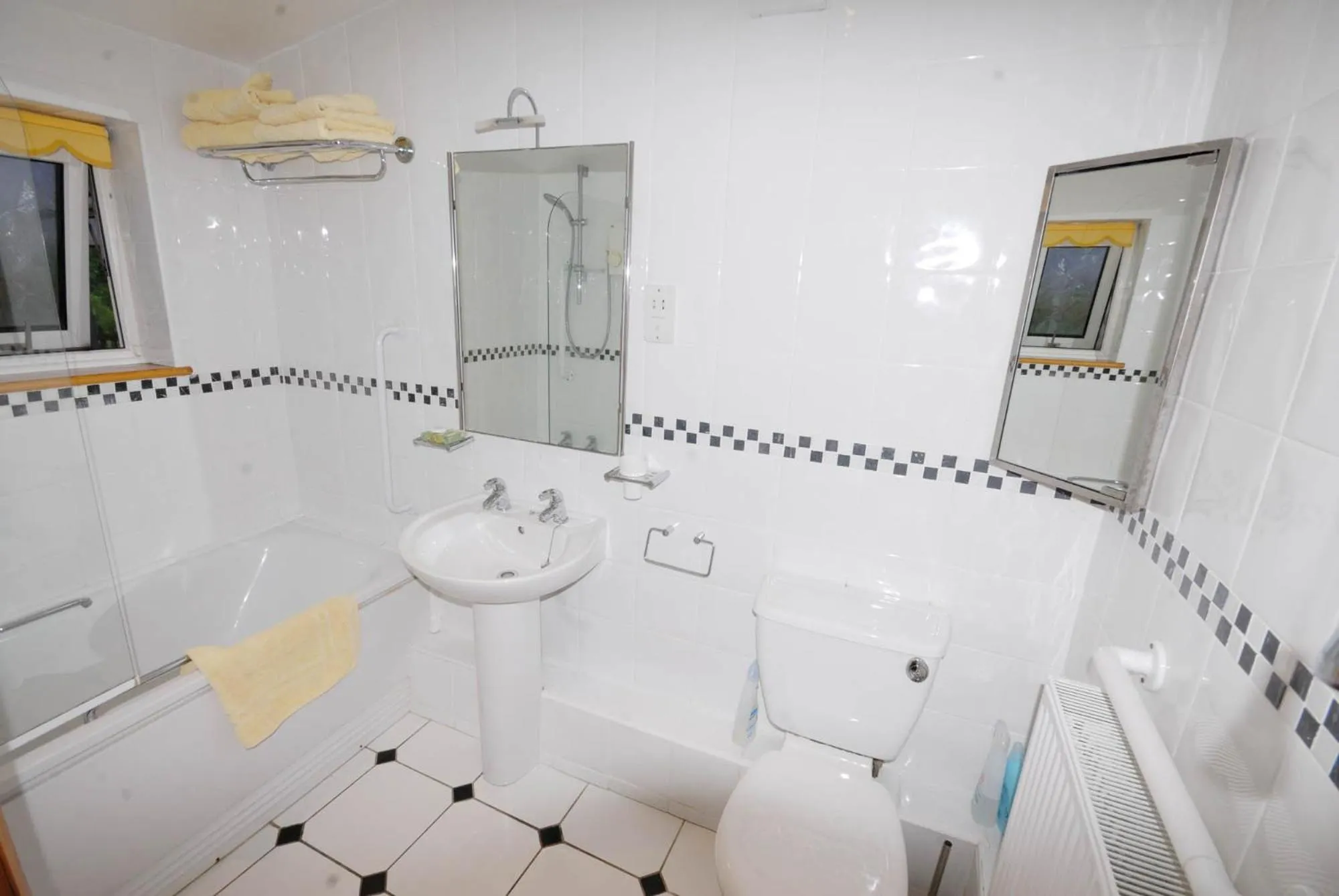 Bathroom in Greyfield Farm Cottages