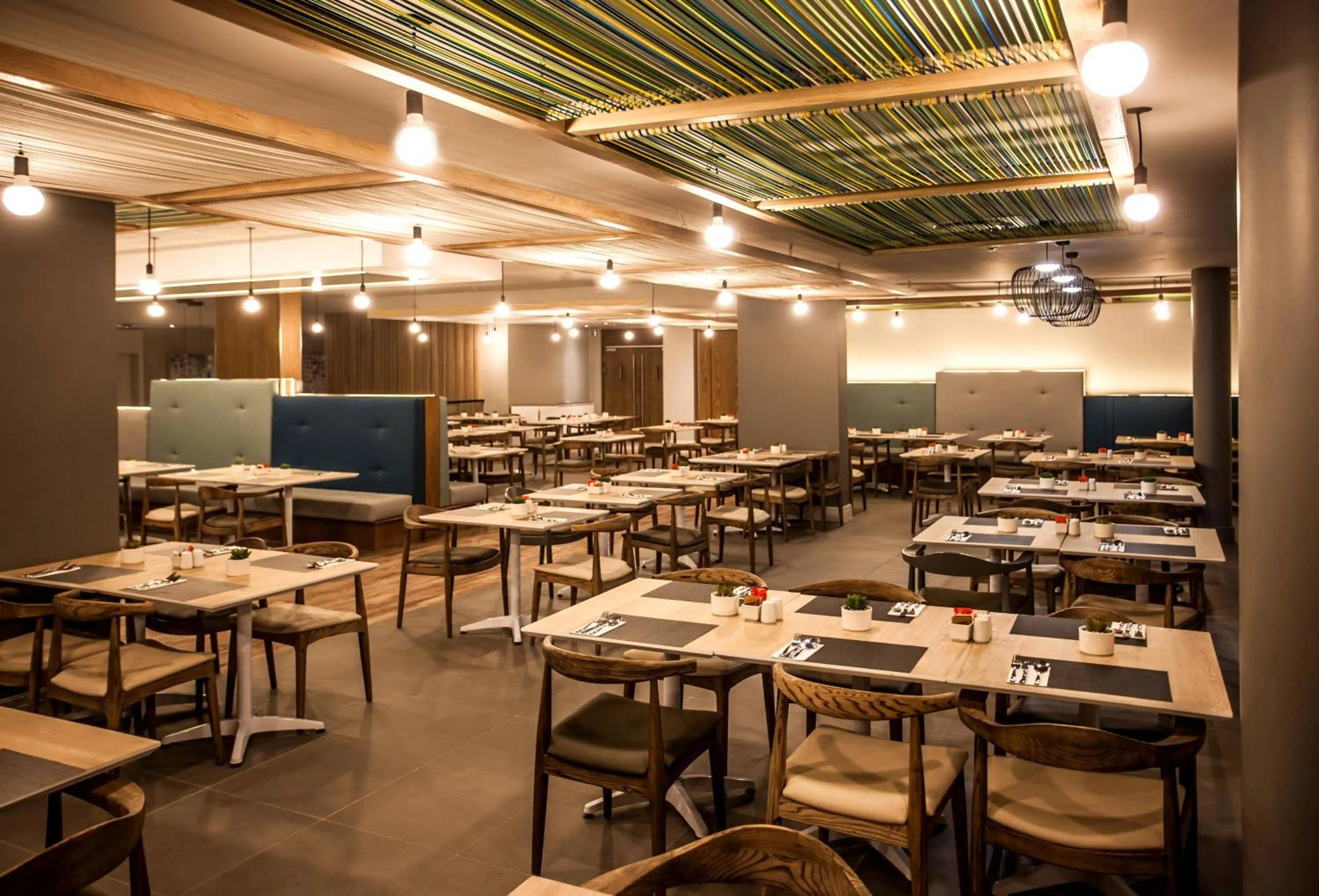 Buffet breakfast in StayEasy Cape Town City Bowl