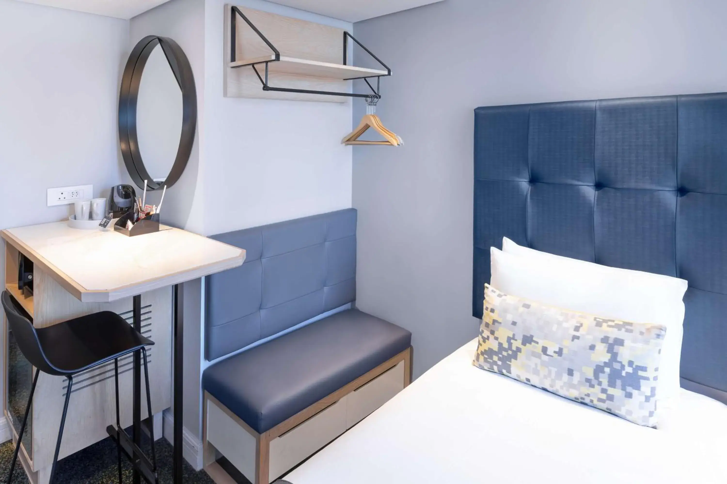 Bedroom, Bed in StayEasy Cape Town City Bowl Bedroom, Bed in StayEasy Cape Town City Bowl