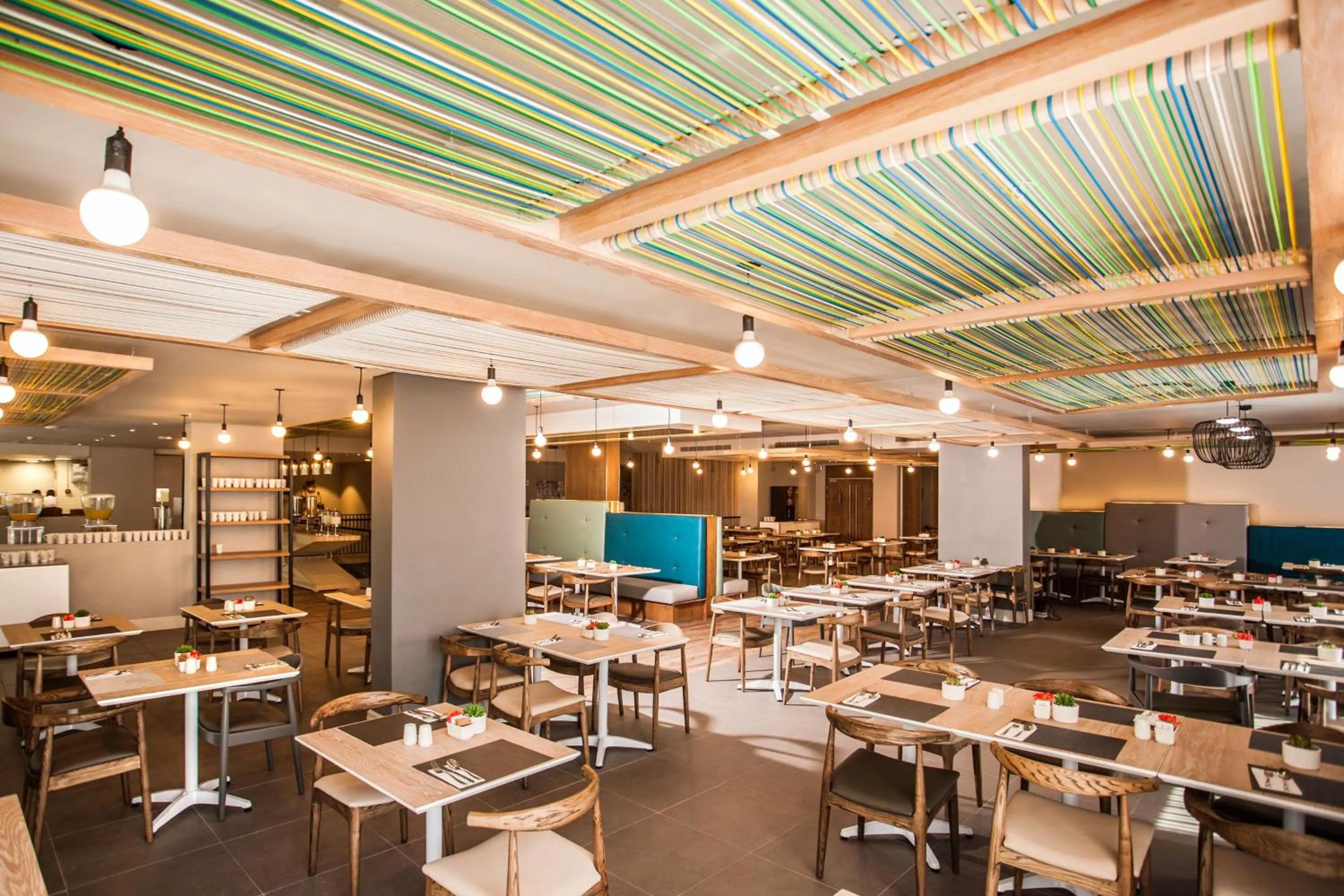 Restaurant/places to eat in StayEasy Cape Town City Bowl