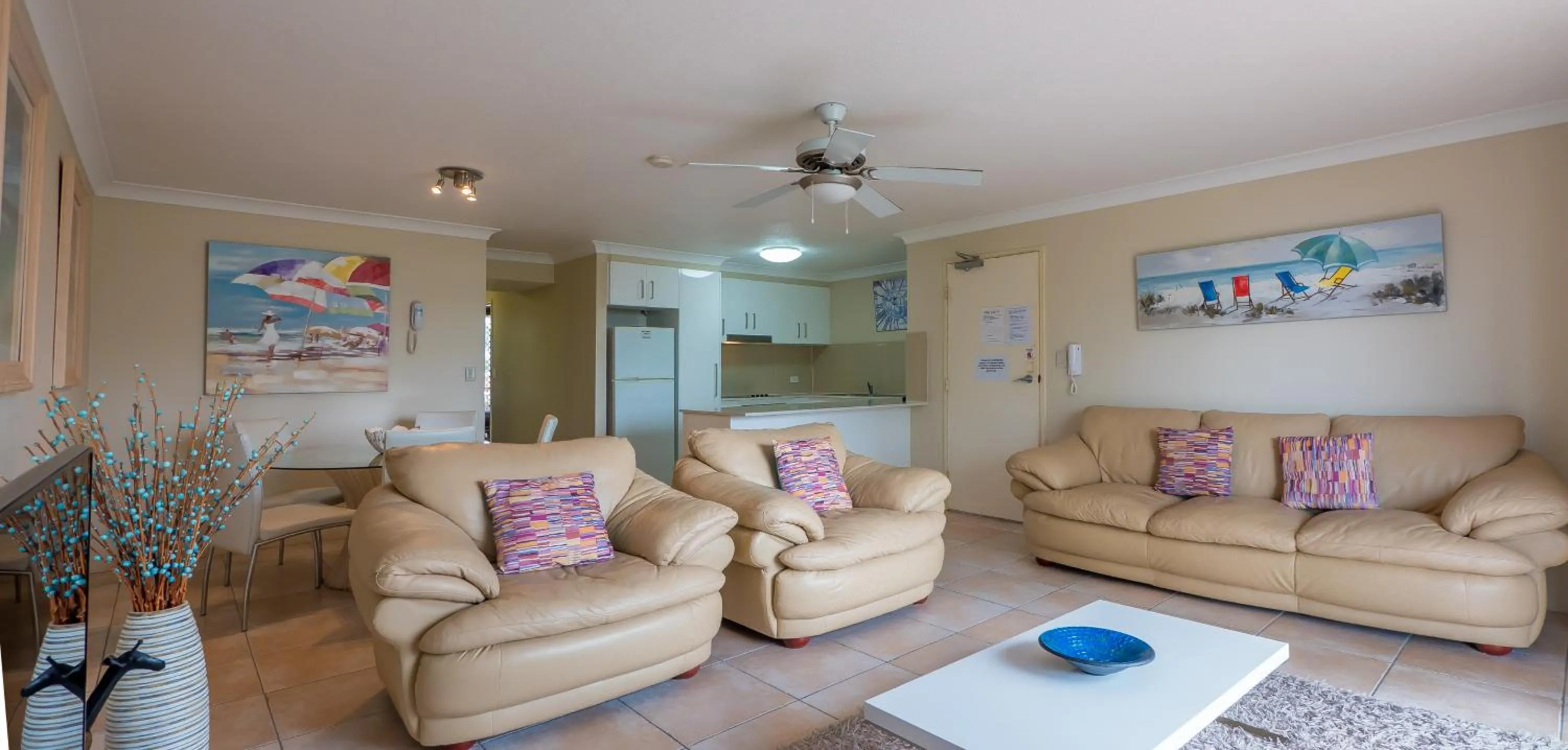 Living room in Montana Palms Resort
