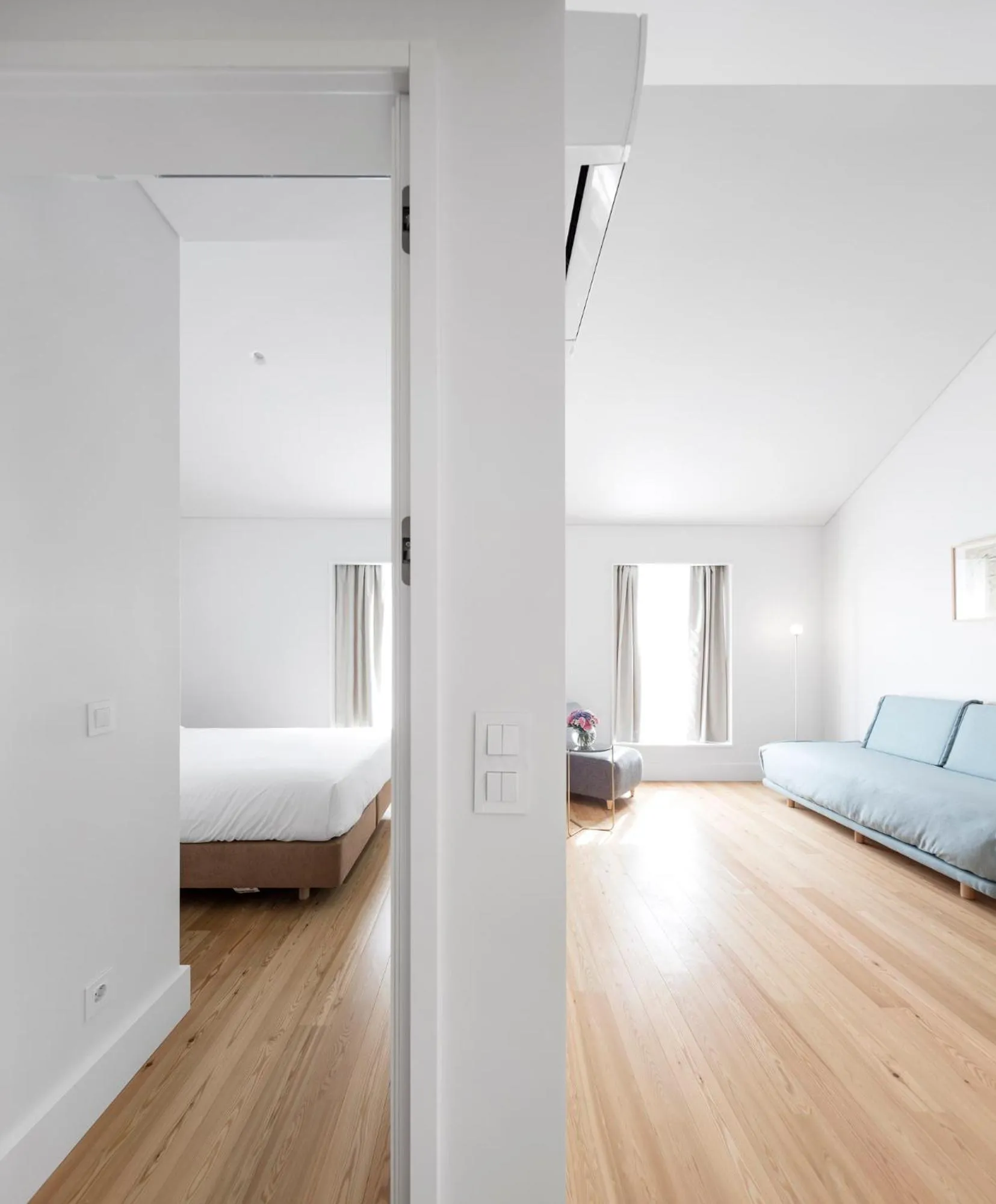 Bedroom, Bed in Lisbon Serviced Apartments - Benformoso
