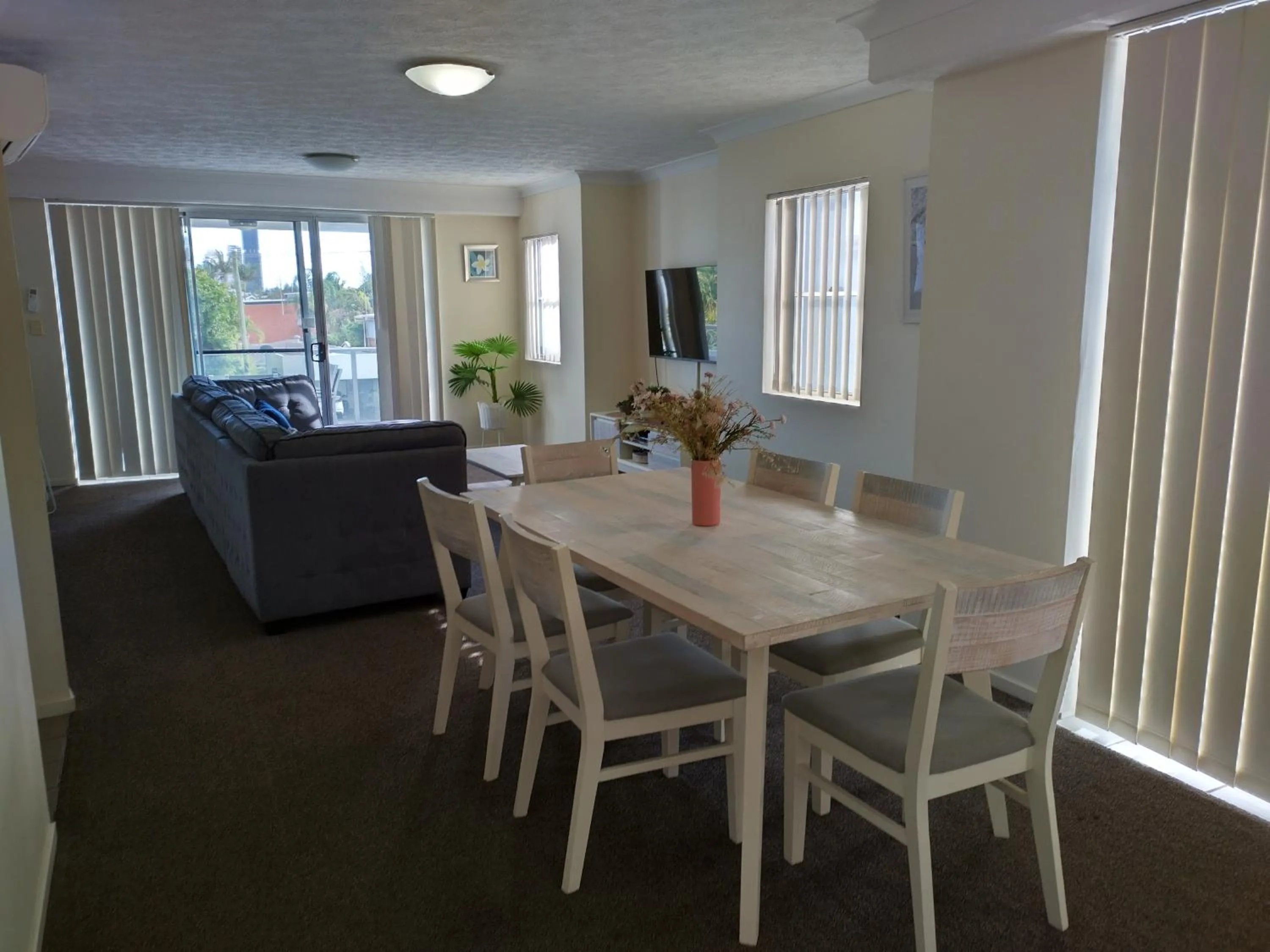 TV and multimedia in Splendido Resort Apartments