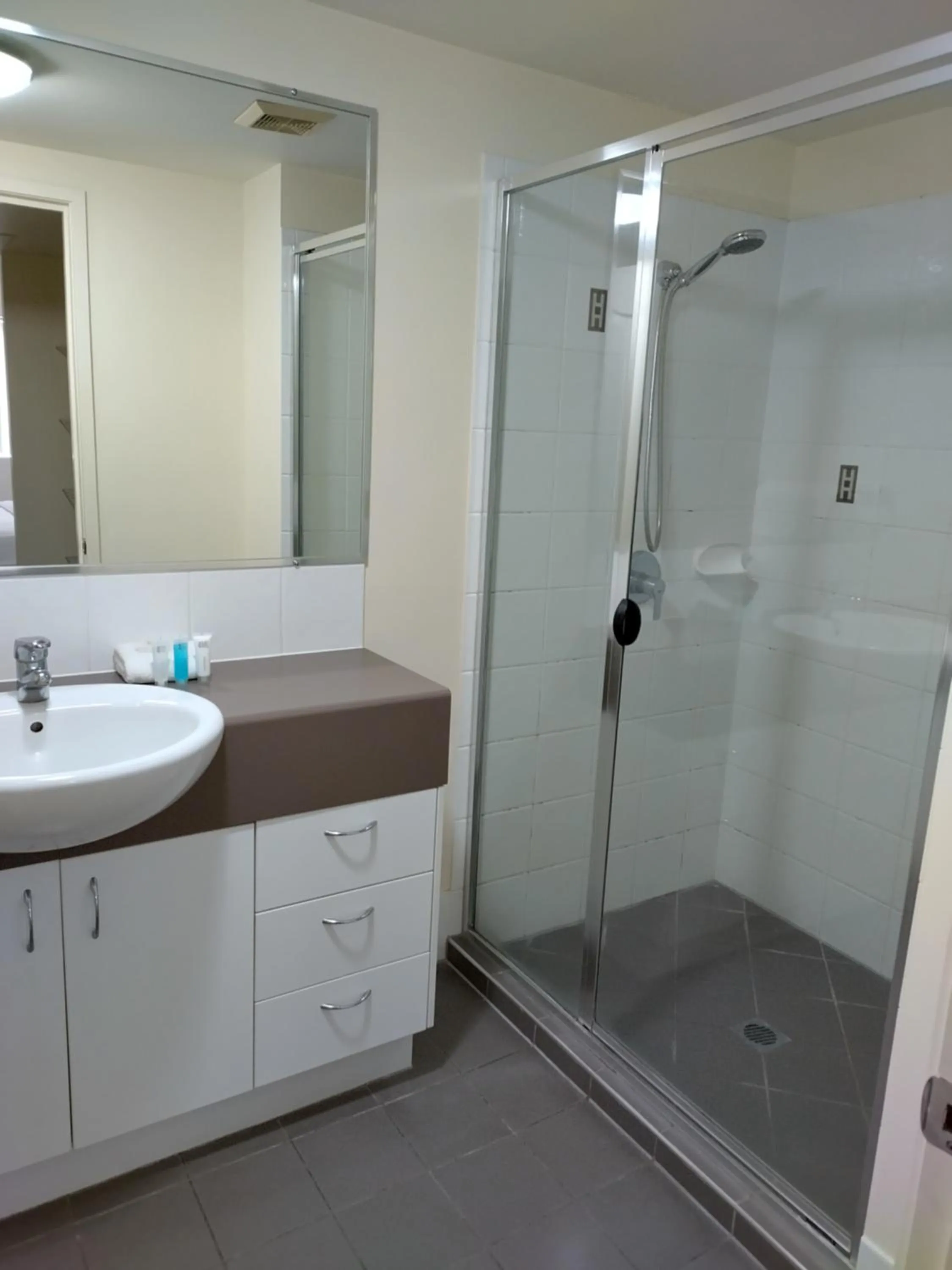 Shower in Splendido Resort Apartments