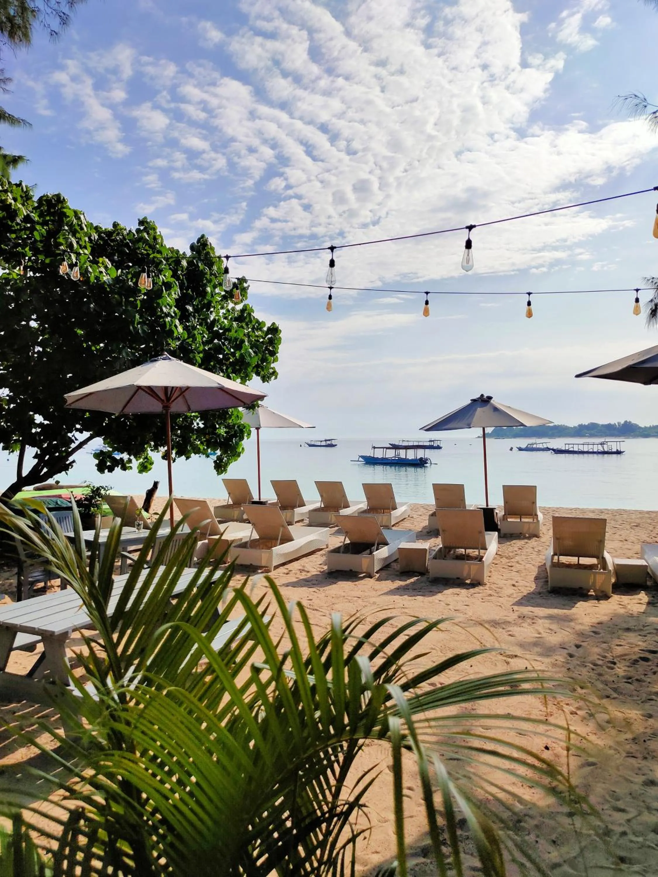 Day in Bale Sampan Boutique Bungalows