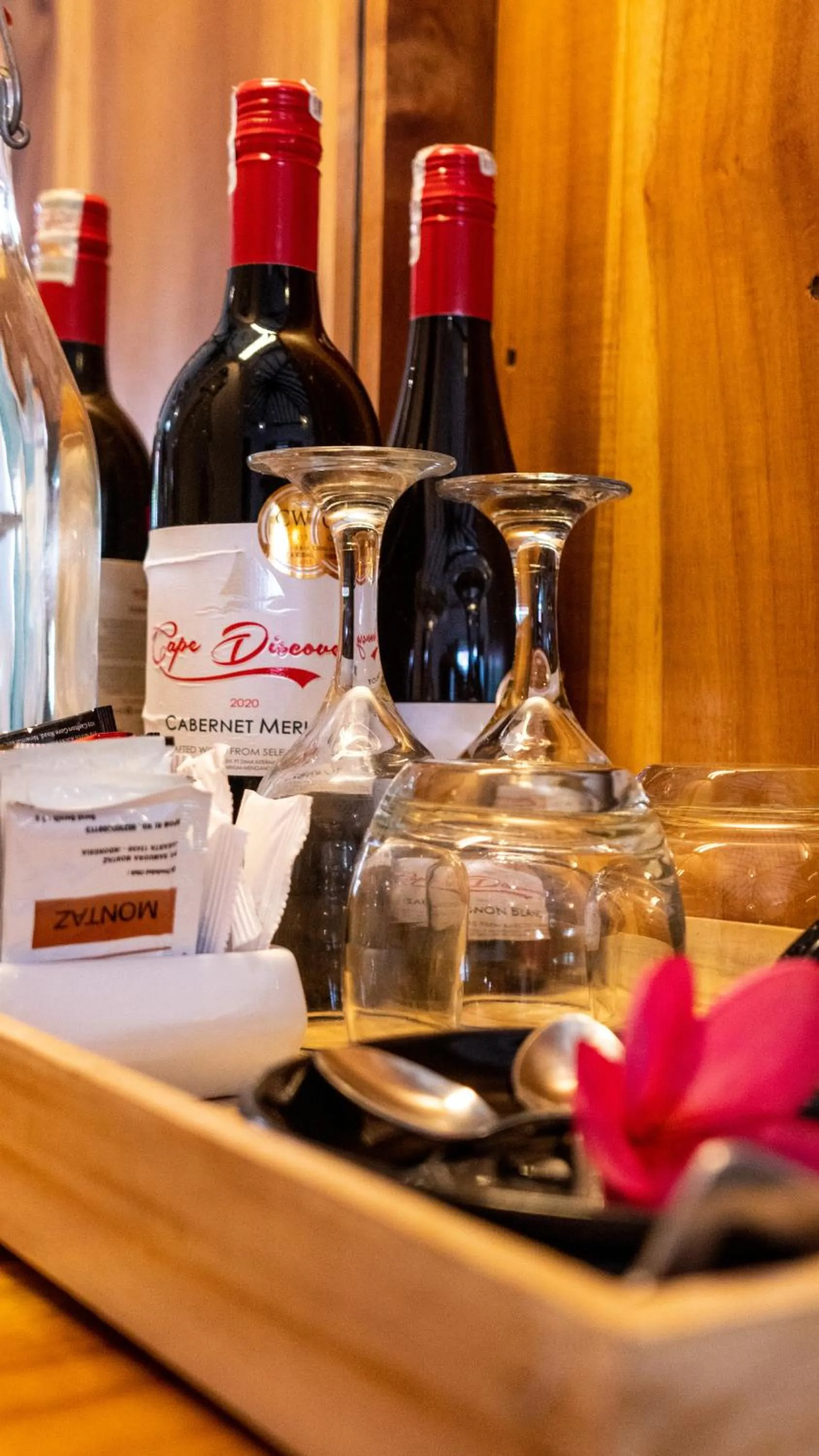 oven in Bale Sampan Boutique Bungalows