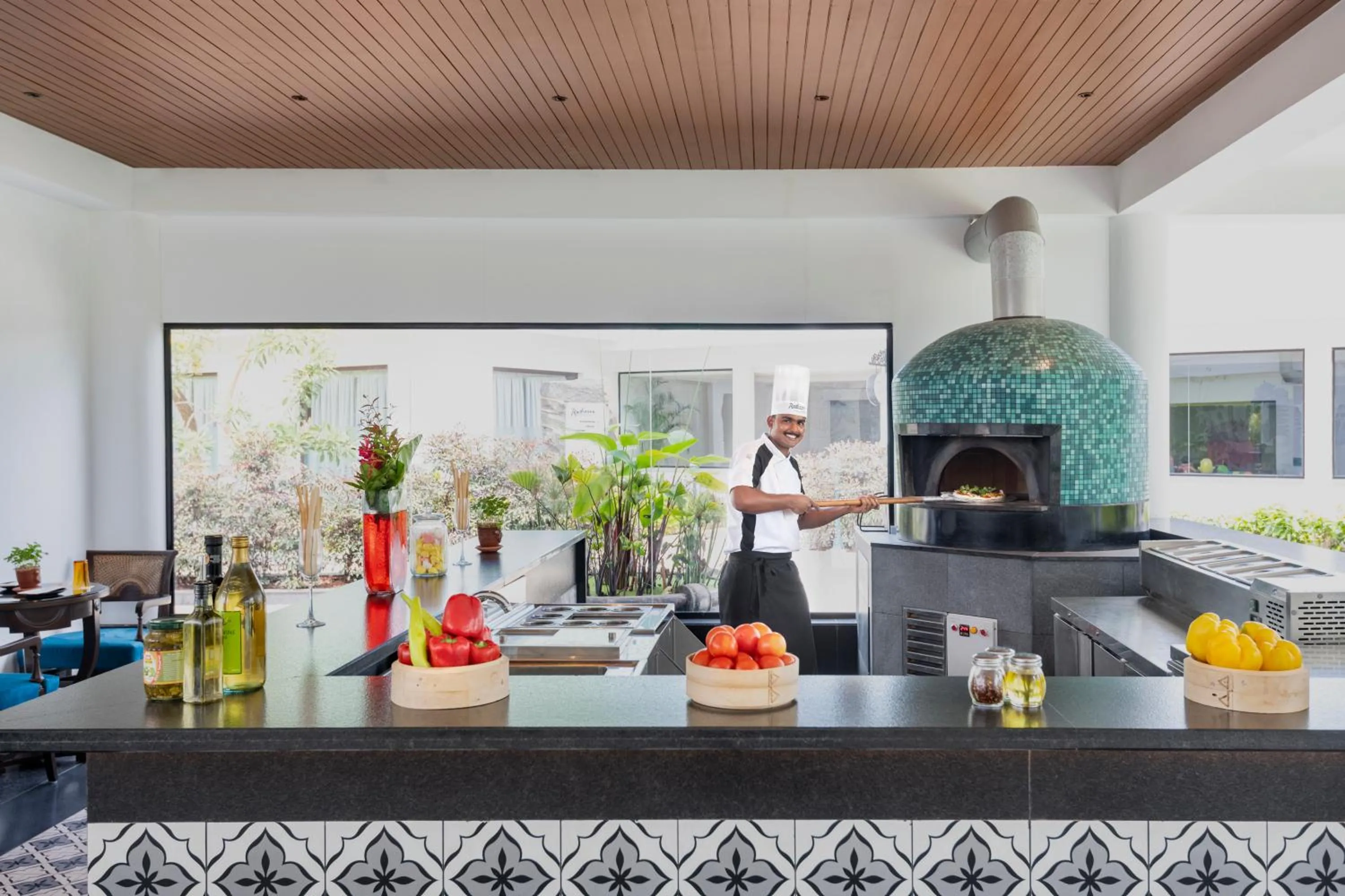 Lobby or reception in Radisson Resort Pondicherry Bay