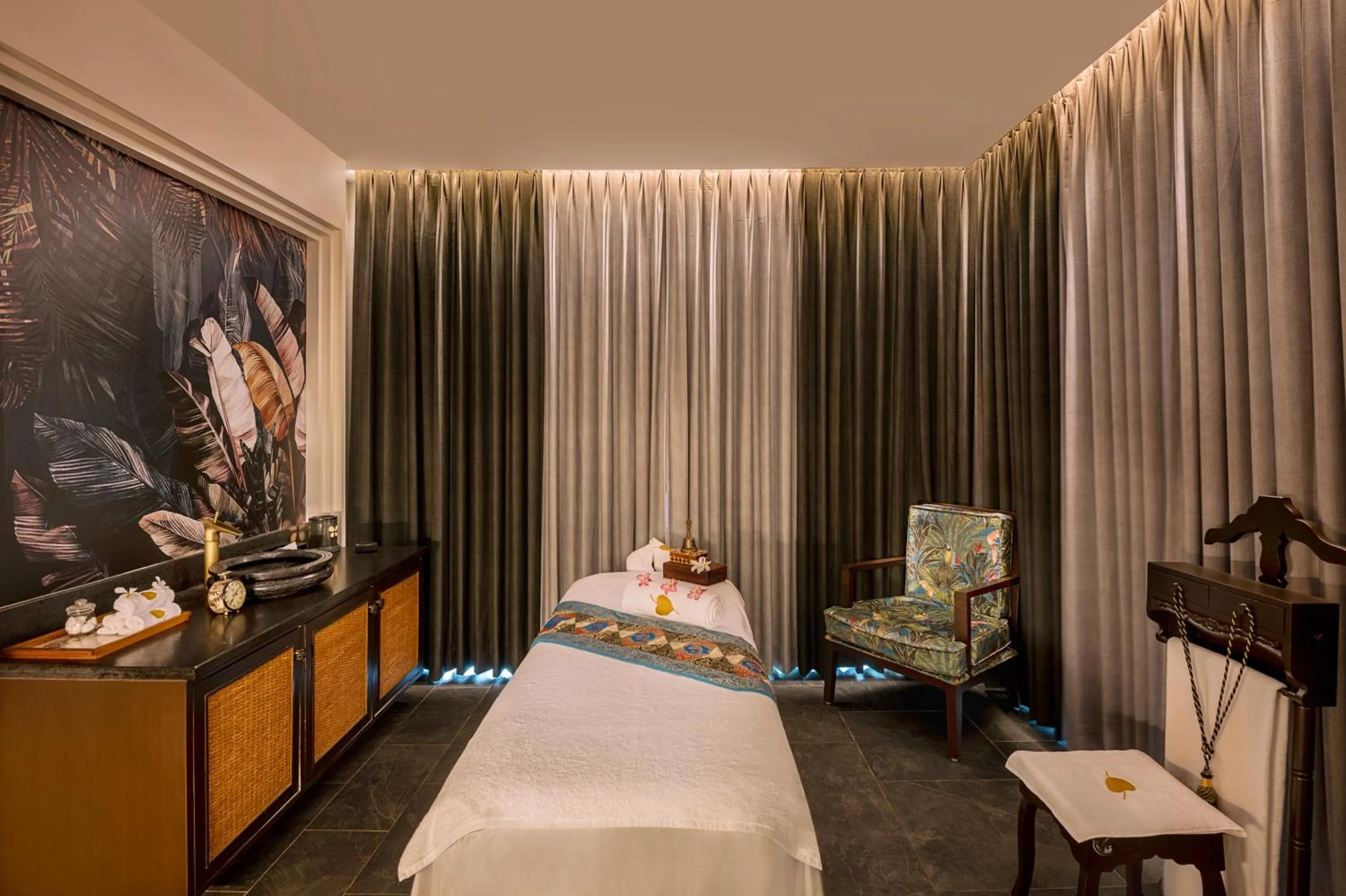 Massage in Radisson Resort Pondicherry Bay