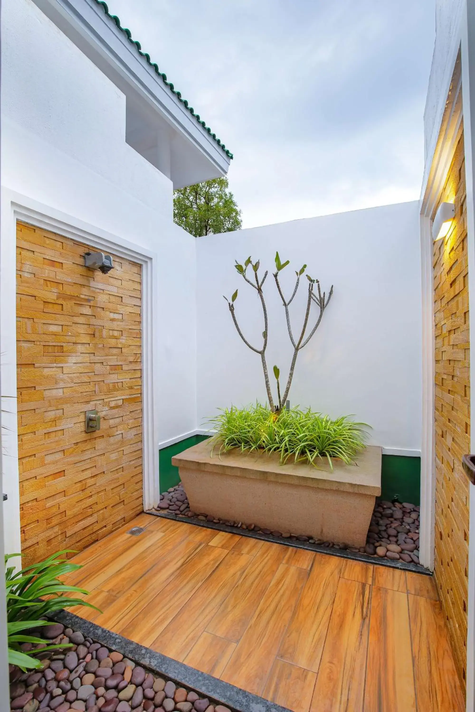 Chalet with Veranda - Lagoon Side in Radisson Resort Pondicherry Bay Chalet with Veranda - Lagoon Side in Radisson Resort Pondicherry Bay