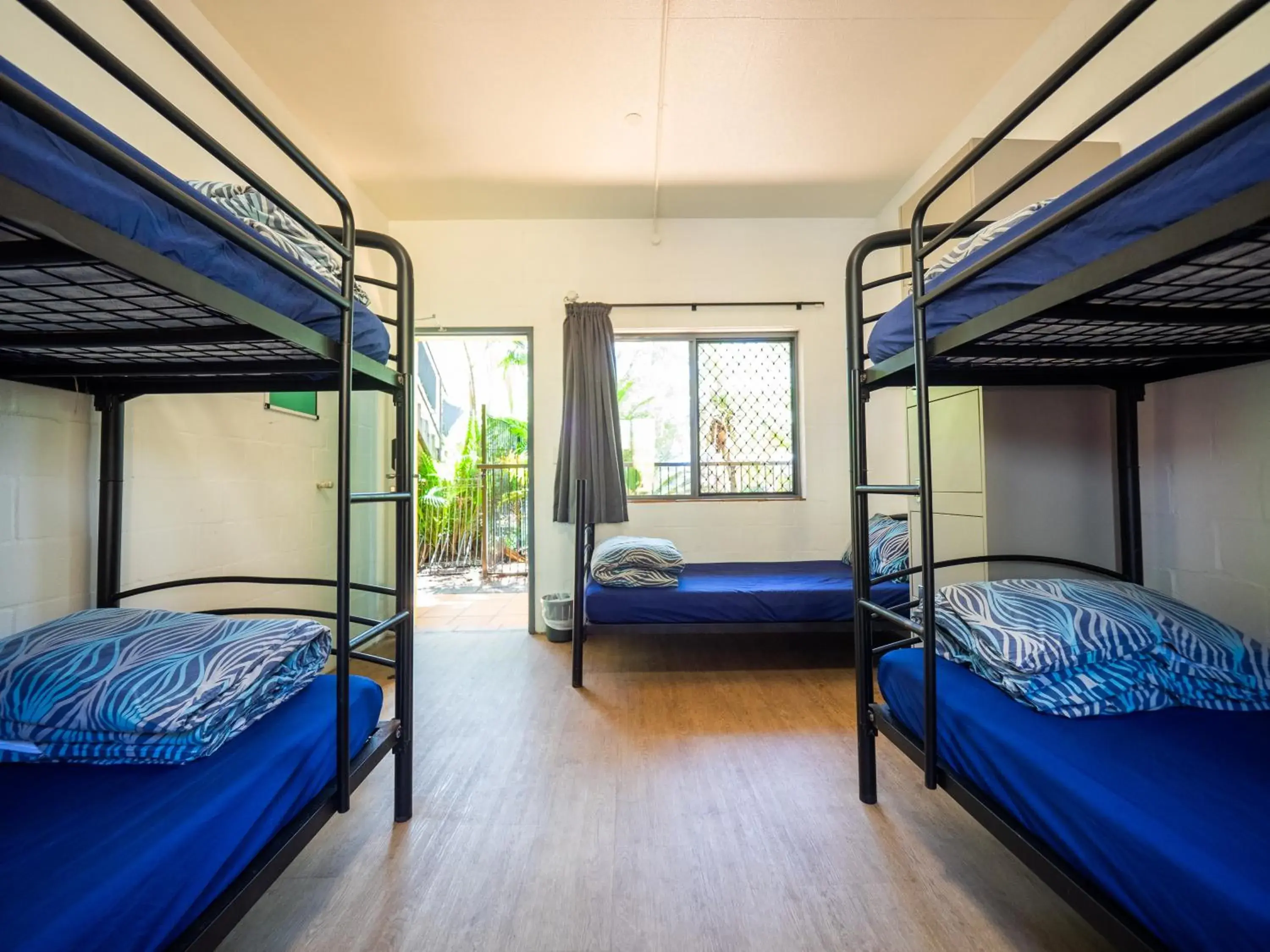 Bedroom, Bunk Bed in YHA Cape Byron, Byron Bay