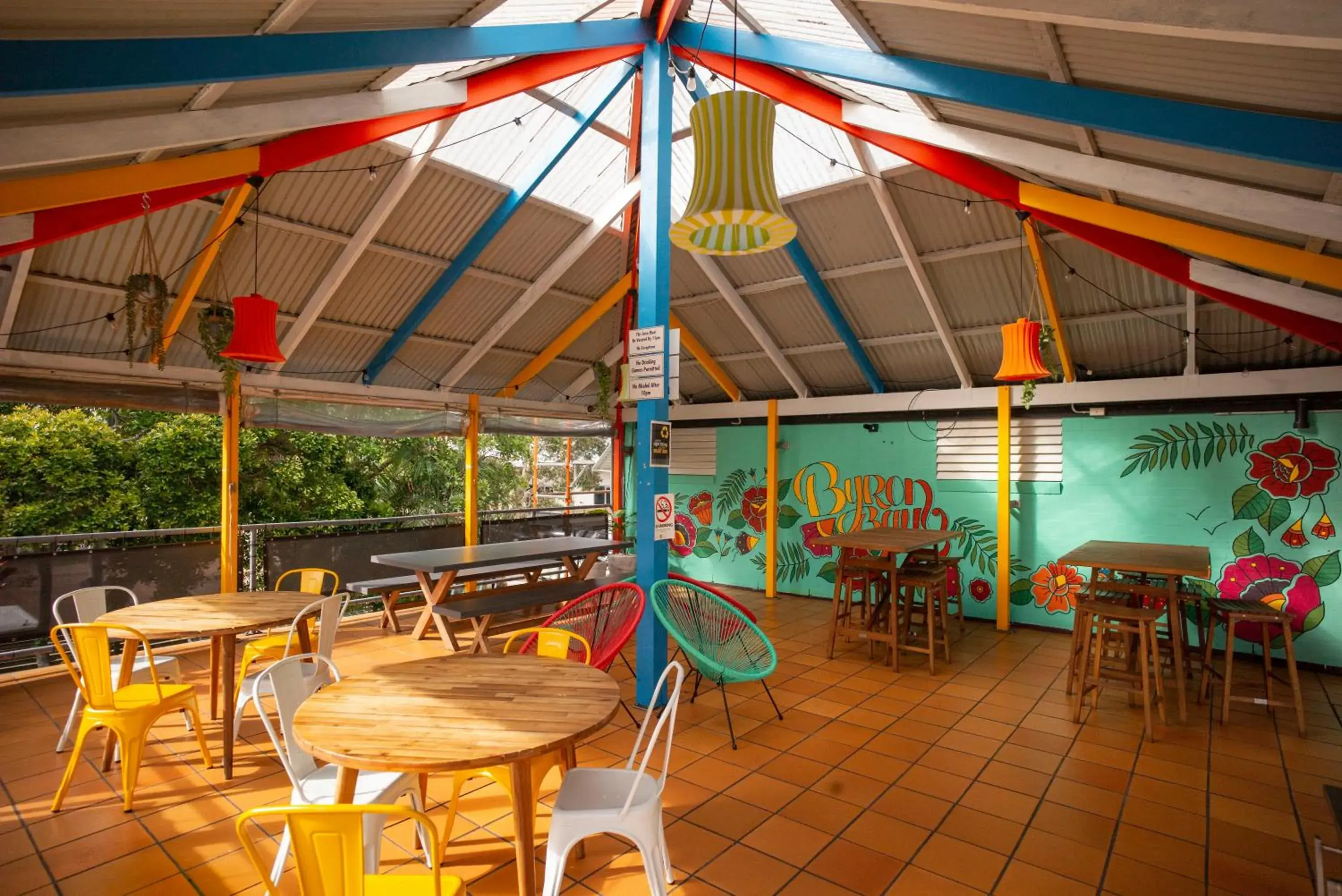 BBQ facilities, Restaurant/Places to Eat in YHA Cape Byron, Byron Bay