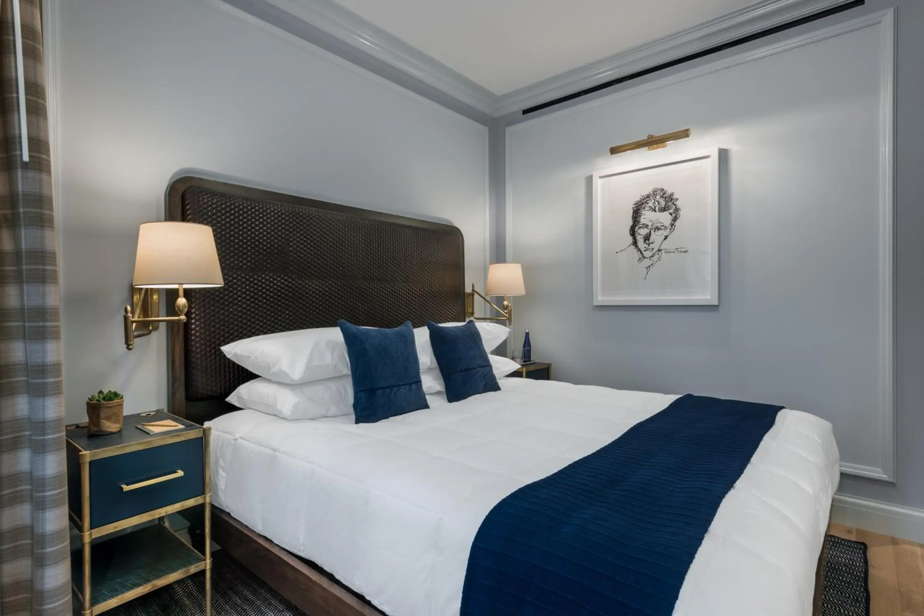 Bedroom, Bed in Merrion Row Hotel and Public House Bedroom, Bed in Merrion Row Hotel and Public House