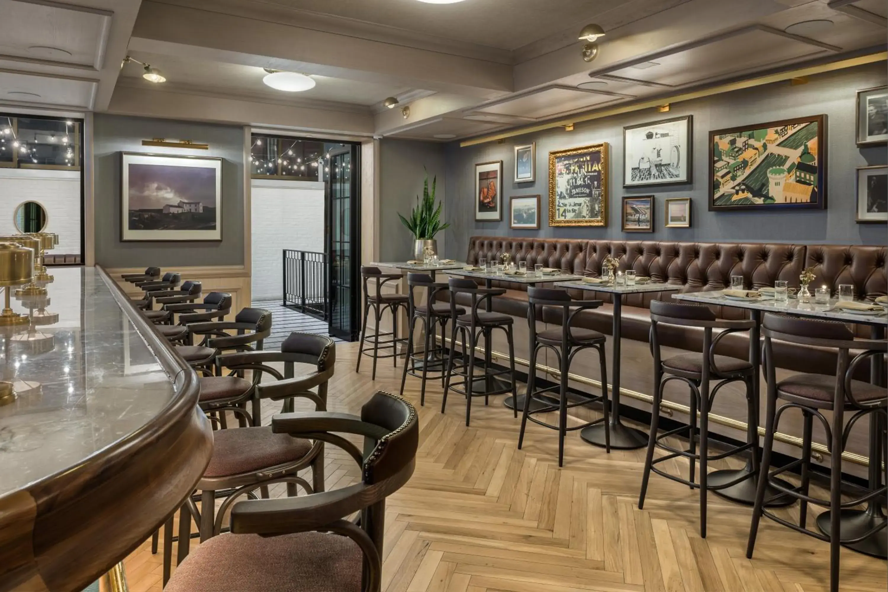 Lounge or bar in Merrion Row Hotel and Public House Lounge or bar in Merrion Row Hotel and Public House