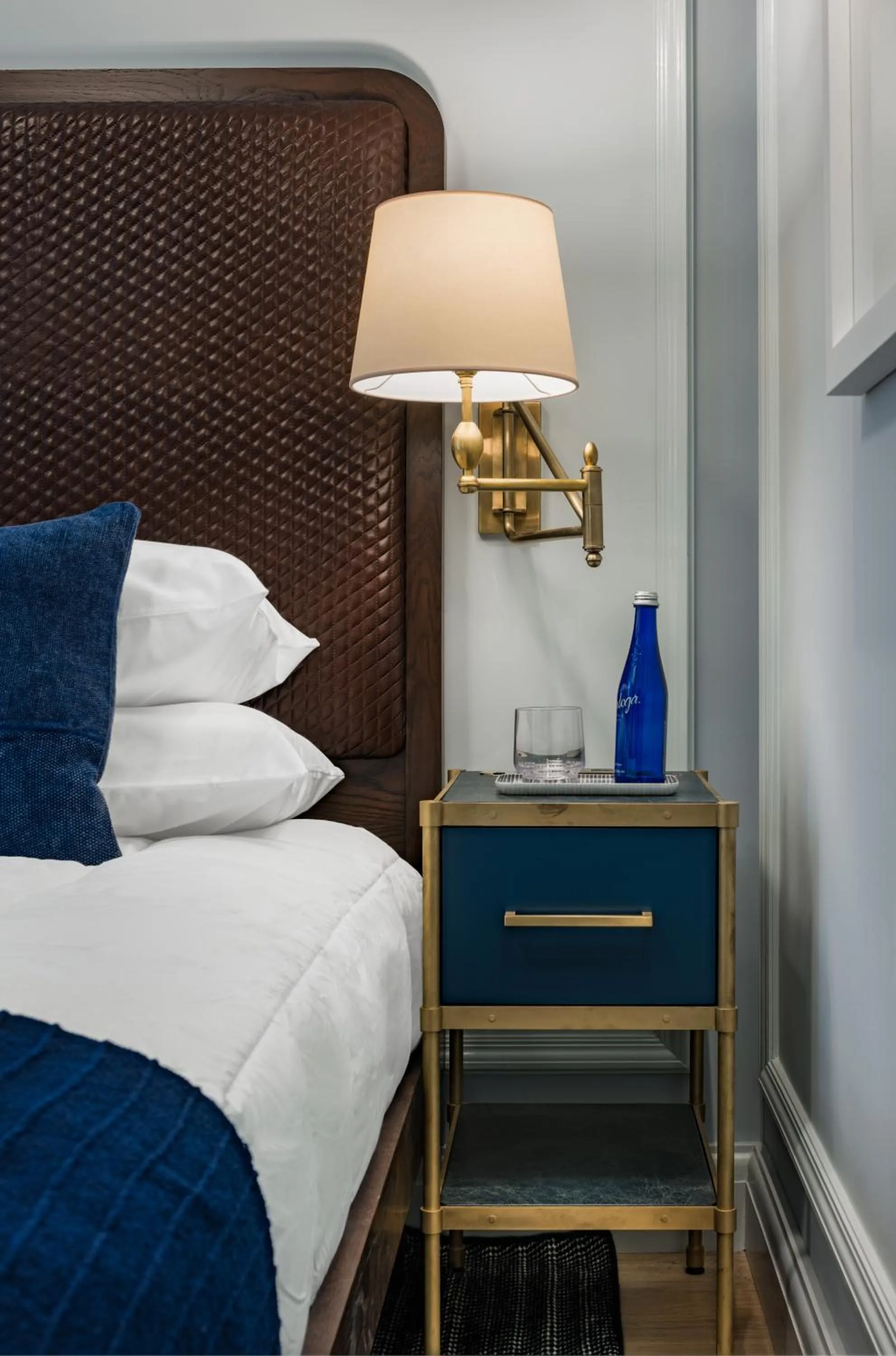 Bedroom, Bed in Merrion Row Hotel and Public House